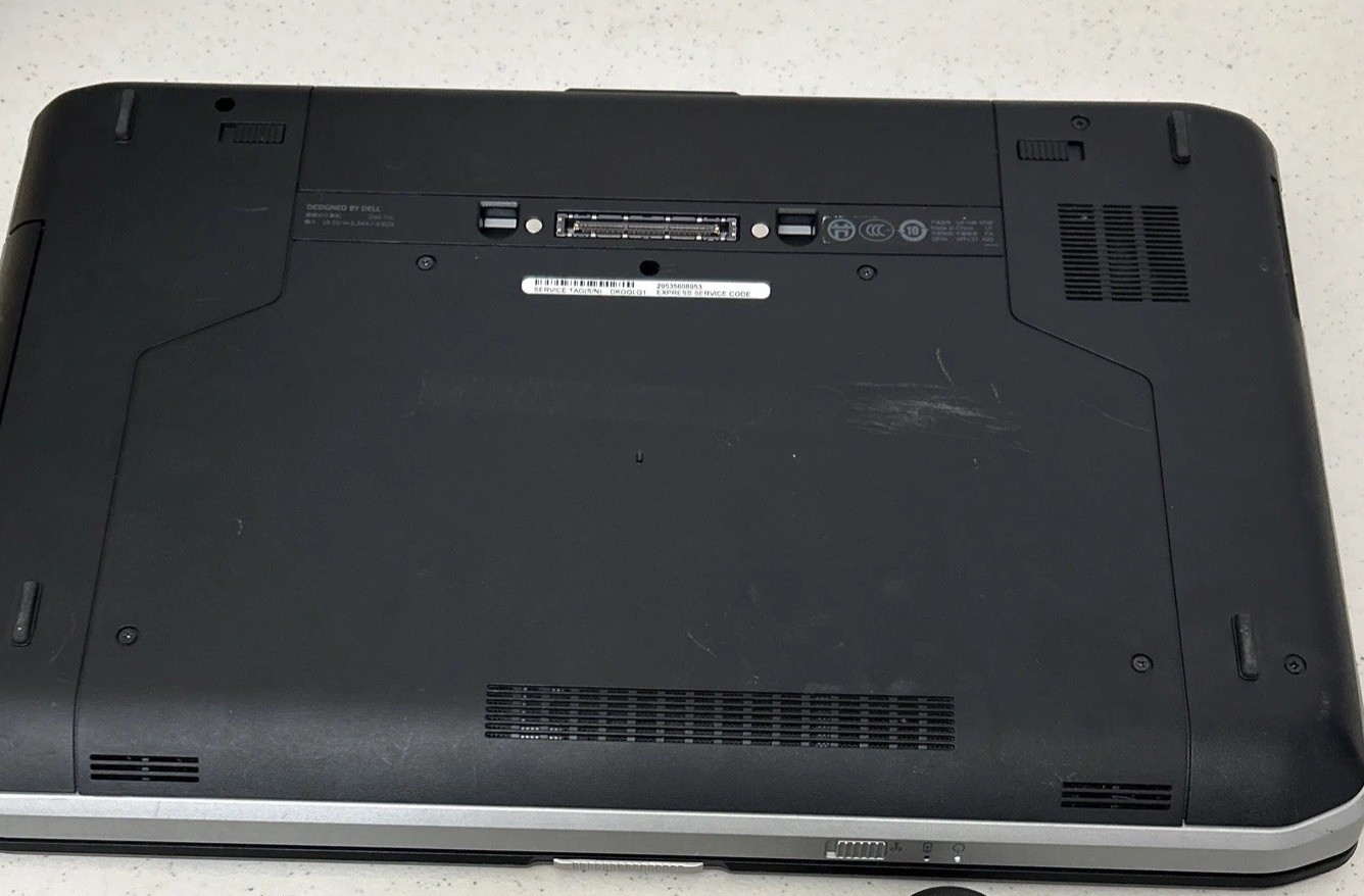 DELL LATITUDE e5520 P104F 15.6″ for parts