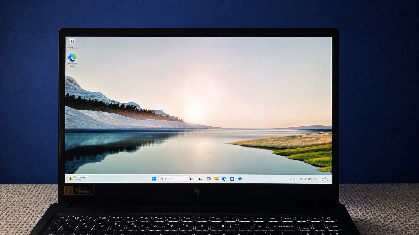 Acer Nitro V 15 Gaming Laptop Intel Core i7-13620H RTX4060 16GBDDR5 512SSD 165HZ