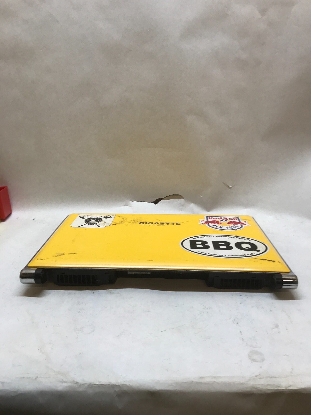 Gigabyte P25 15″ Intel Core i7-4700MQ 4GB RAM NO HDD/OS For Parts READ AS IS -DW