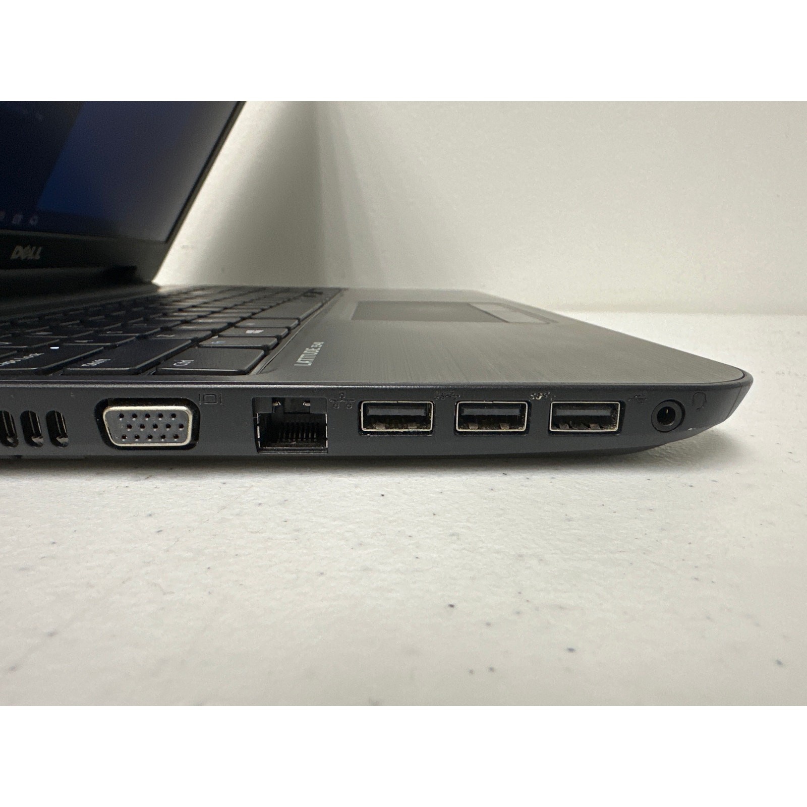 Dell LATITUDE 3540 Laptop i5-4210U 1.70GHZ 8GB RAM 256GB SSD Wind 10 Pro