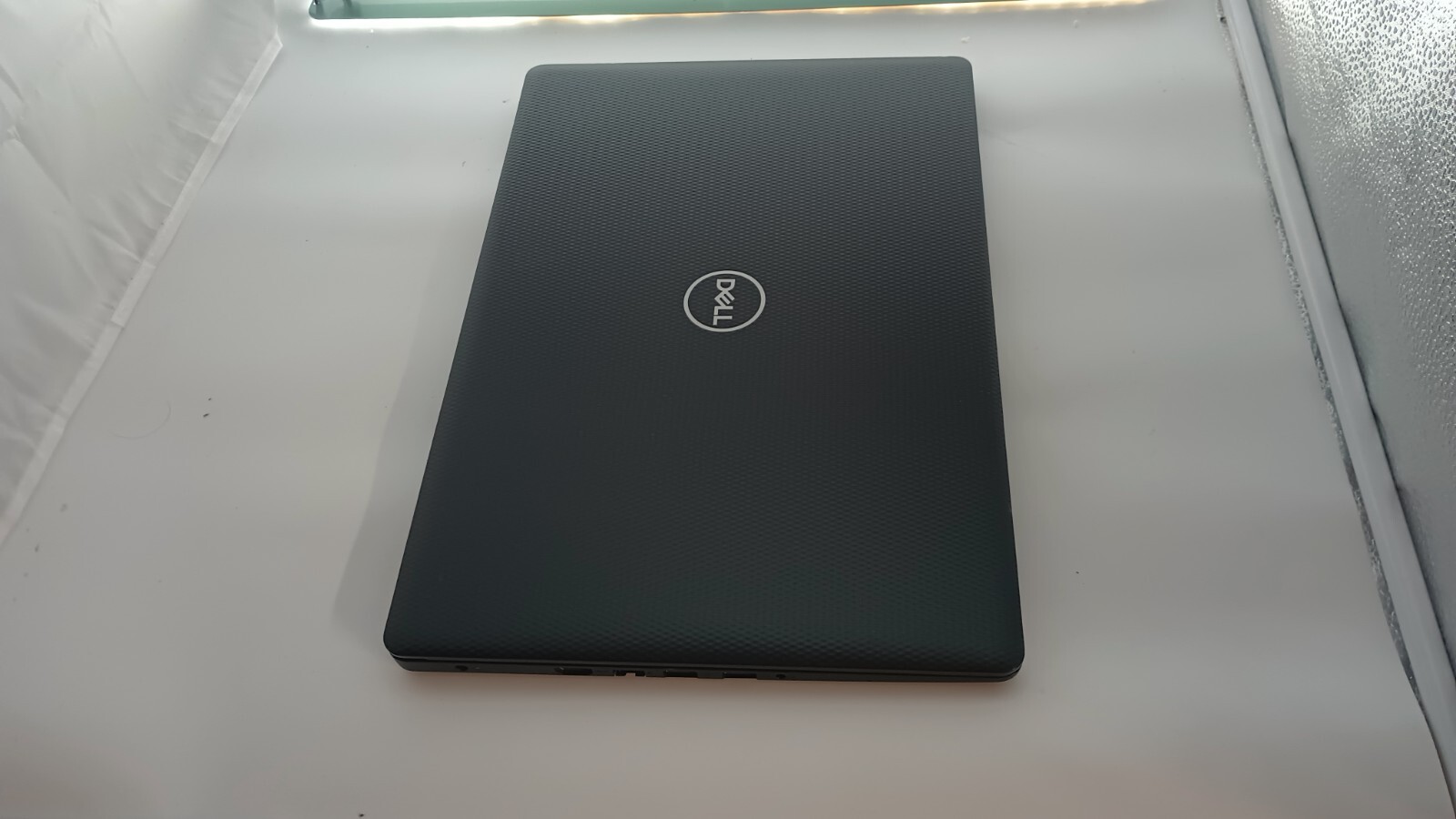 Inspiron3585 Gamer w/charger.Ryzen3.Radeon.16GB.256GB SSD.15.6″ Touch.Mint!