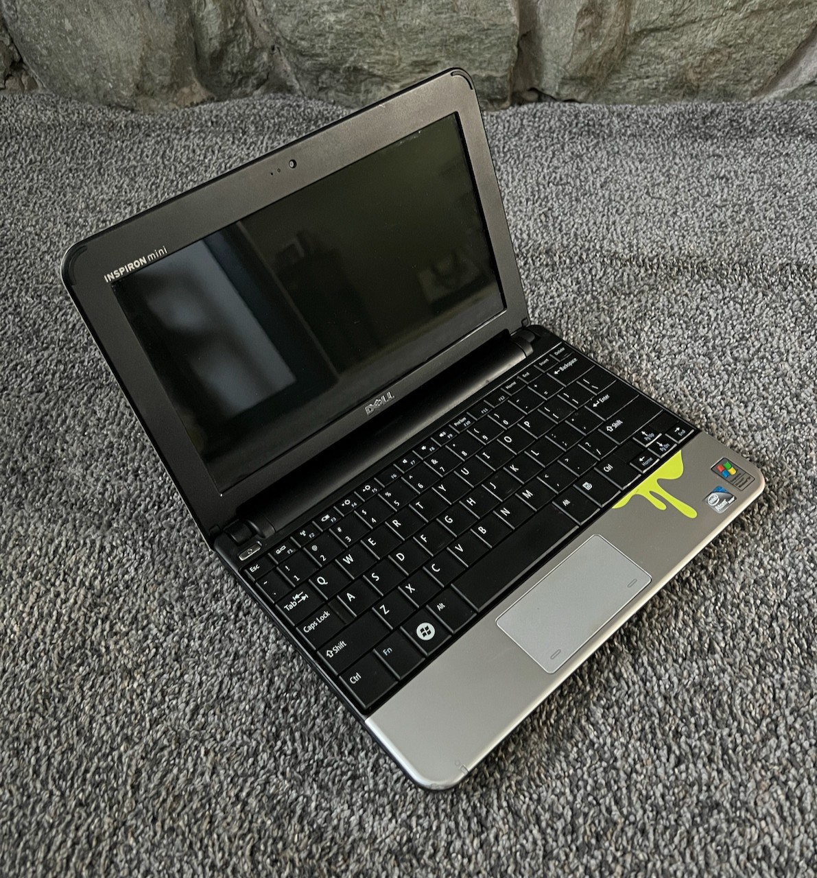 Rare 2009 Dell Inspiron Mini / Nickelodeon Slime Edition