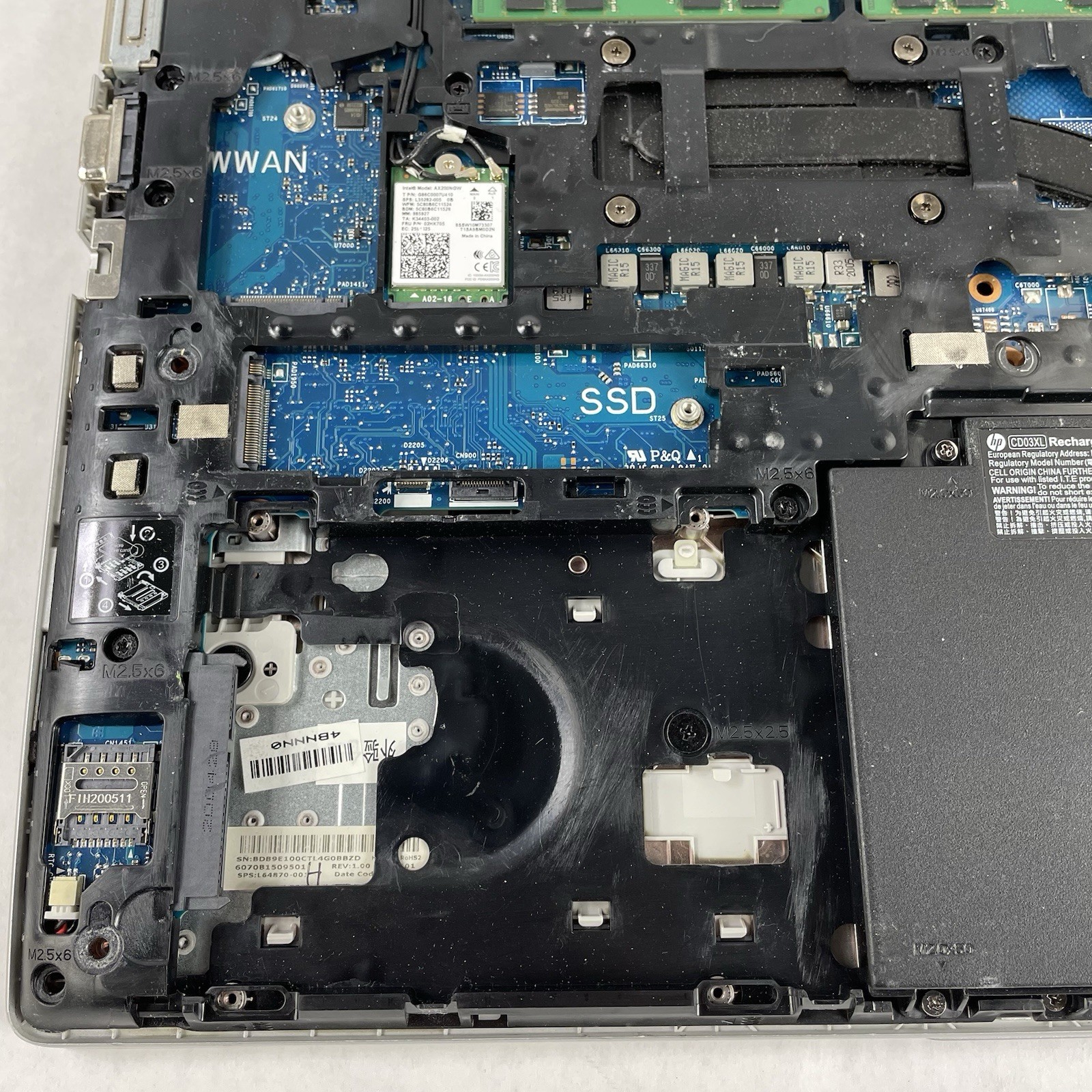 HP ProBook 640 G5 14″ i5-8265U 1.60 GHz 8 GB RAM No SSD No OS – No Camera Cover