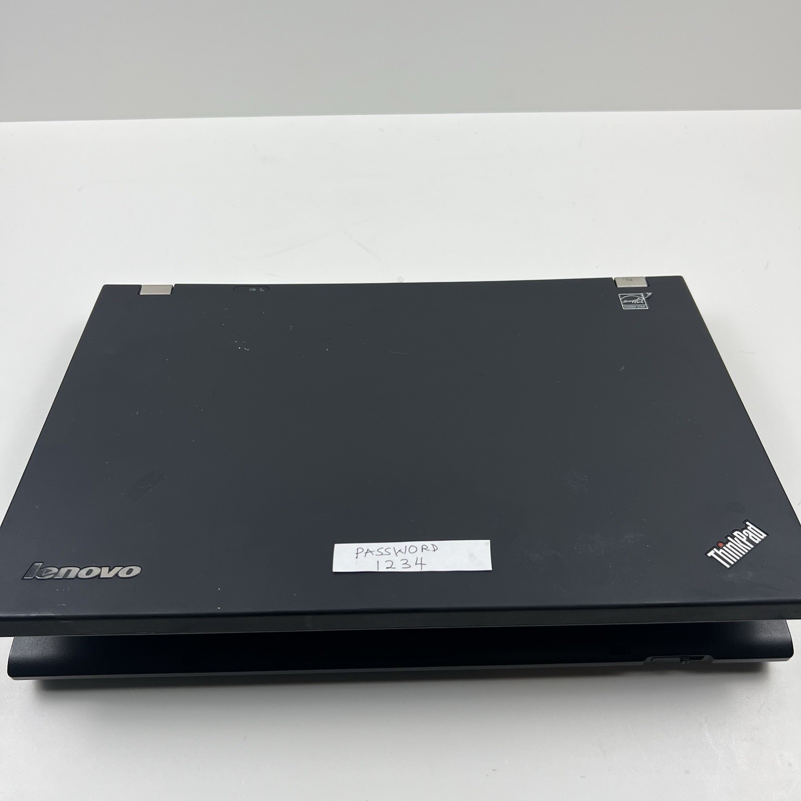 Lenovo ThinkPad T520 Intel i7-2640M 8GB 320GB HDD Linux Mint OS w/Charger|ELP100