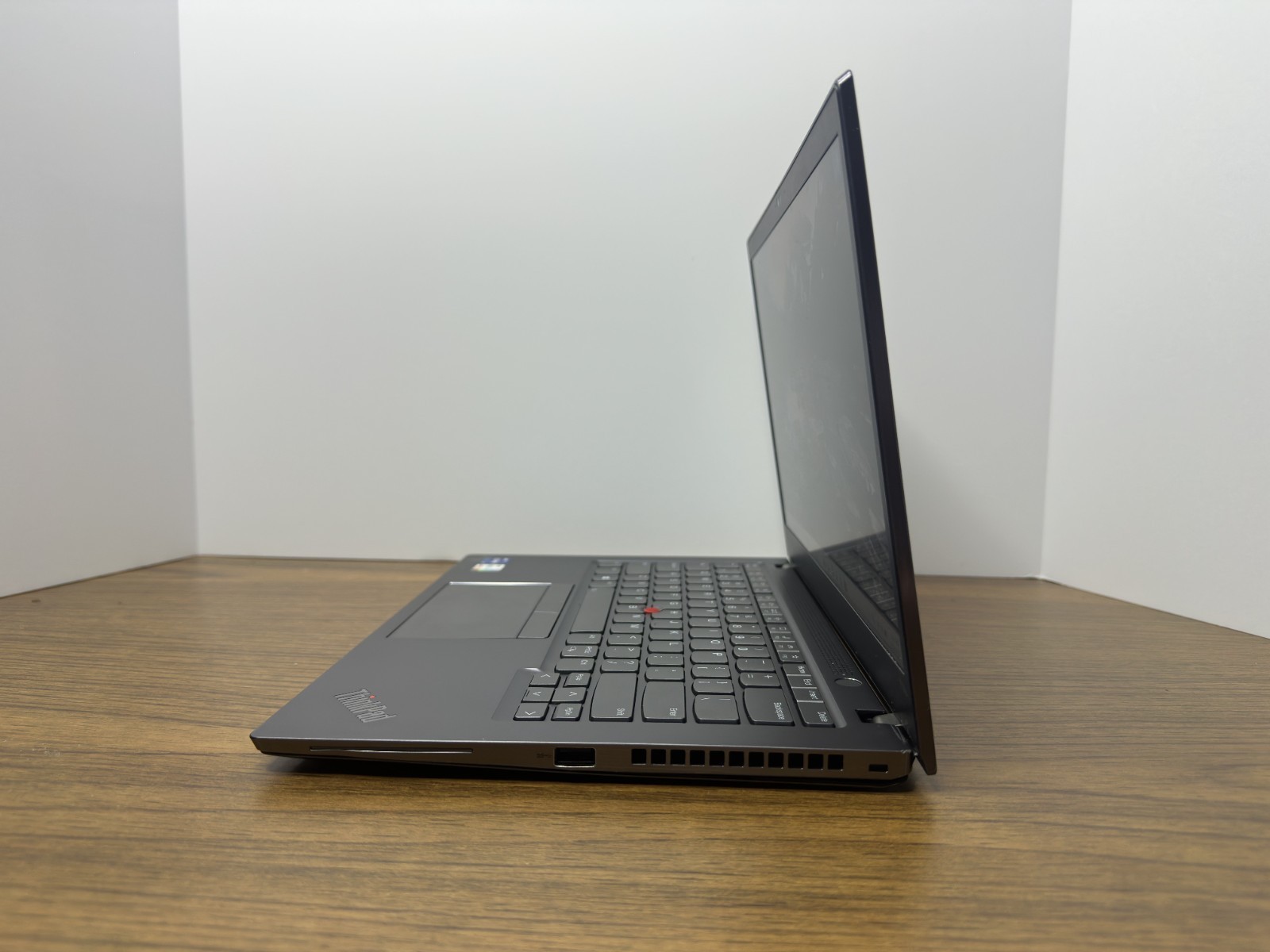 Lenovo ThinkPad T14s Gen 2i | i7-1165G7 | 2.8GHz | 128GB SSD | 16GB | *READ*