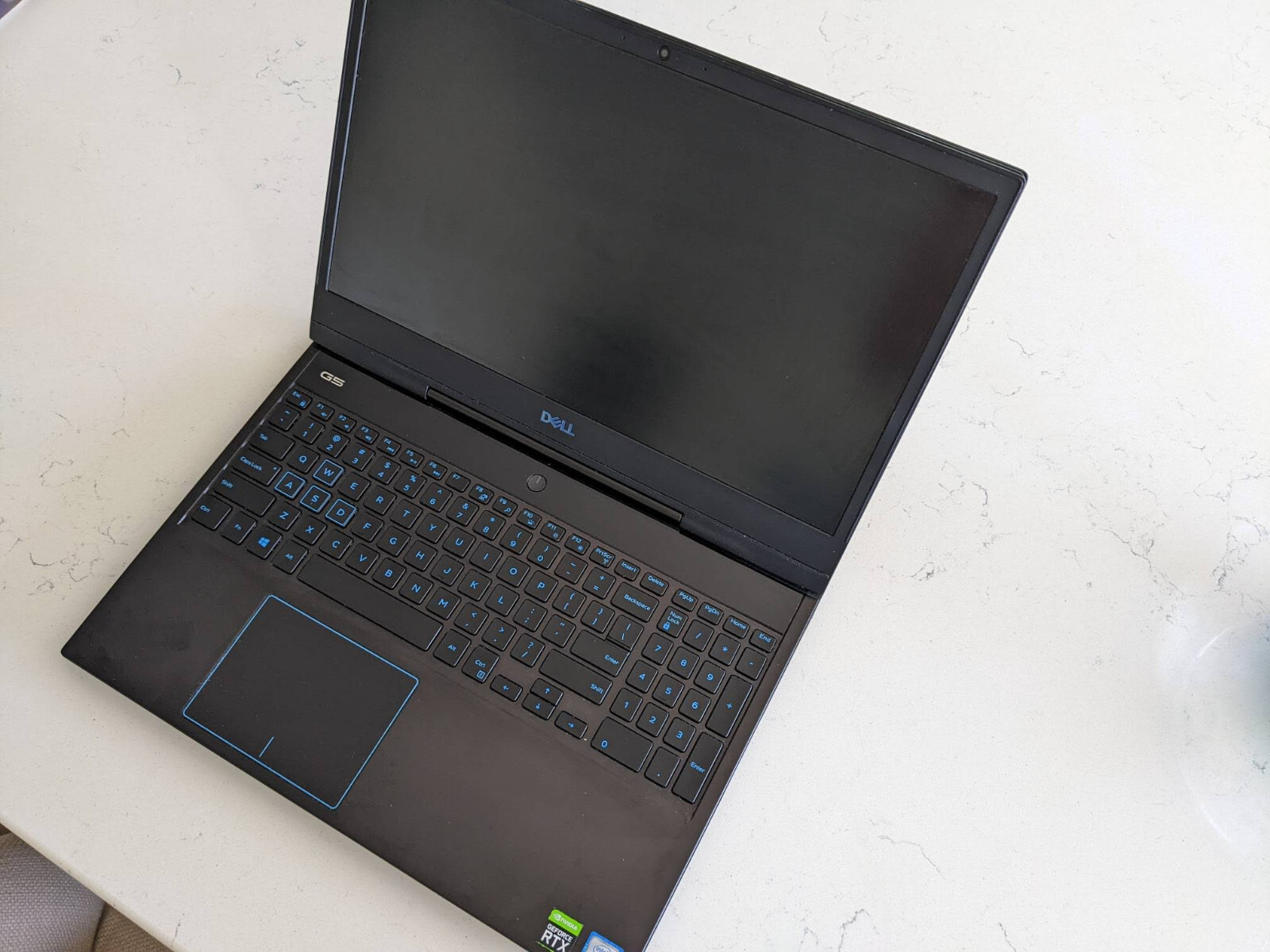 Dell G5 5590 Intel Core i7-9750H 2.60 GHz 15.6 in 1 TB SSD 16 GB RAM 144 FPS