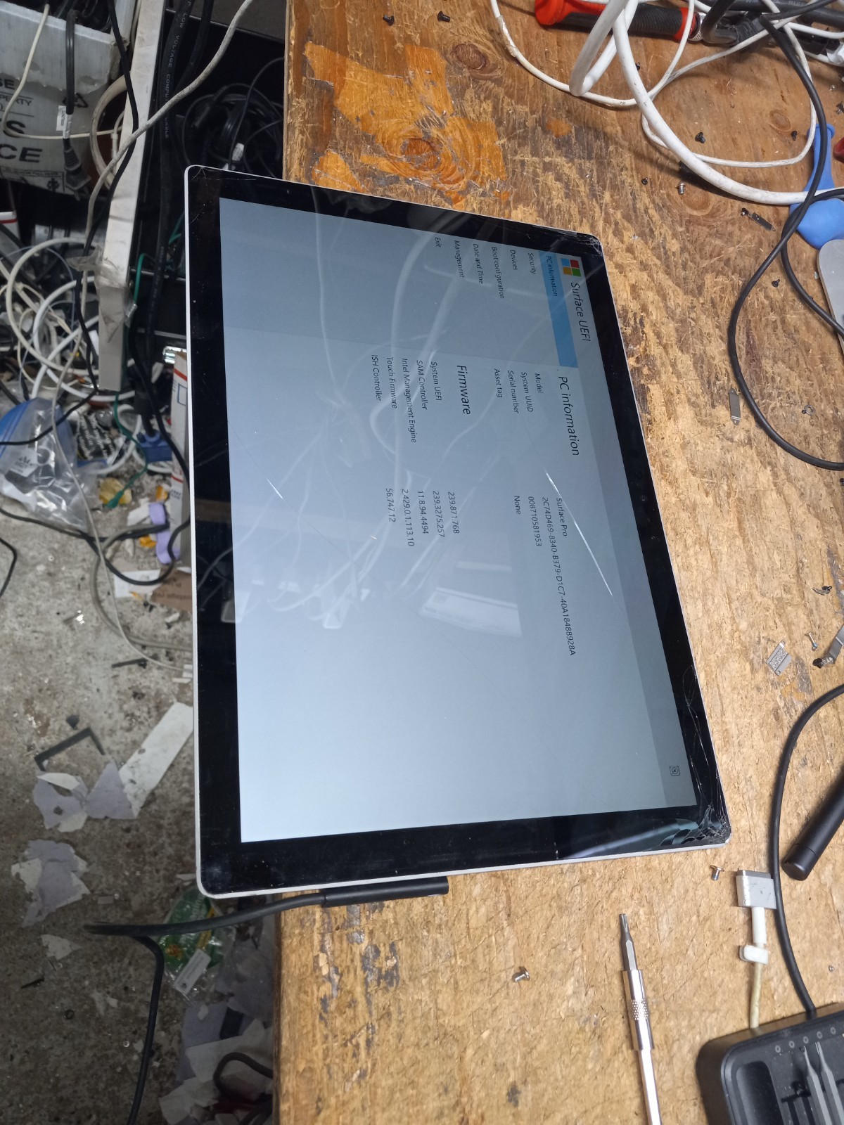 Microsoft Surface Pro 1807 i5-7300U 8GB 256GB NVMe