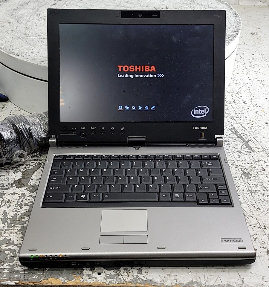 TOSHIBA PORTEGE M700 PPM70U-1MU04N PC Laptop CORE2 DUO T7500 2GB SEE NOTES