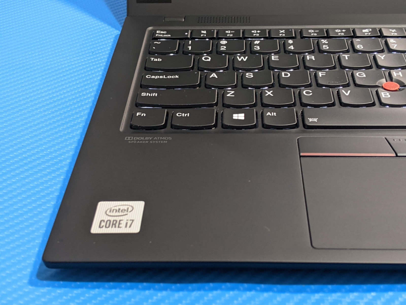 Lenovo ThinkPad X1 Carbon Gen 8 14″ FHD i7-10th 1.8GHz 16GB 512GB SSD W11P +PA