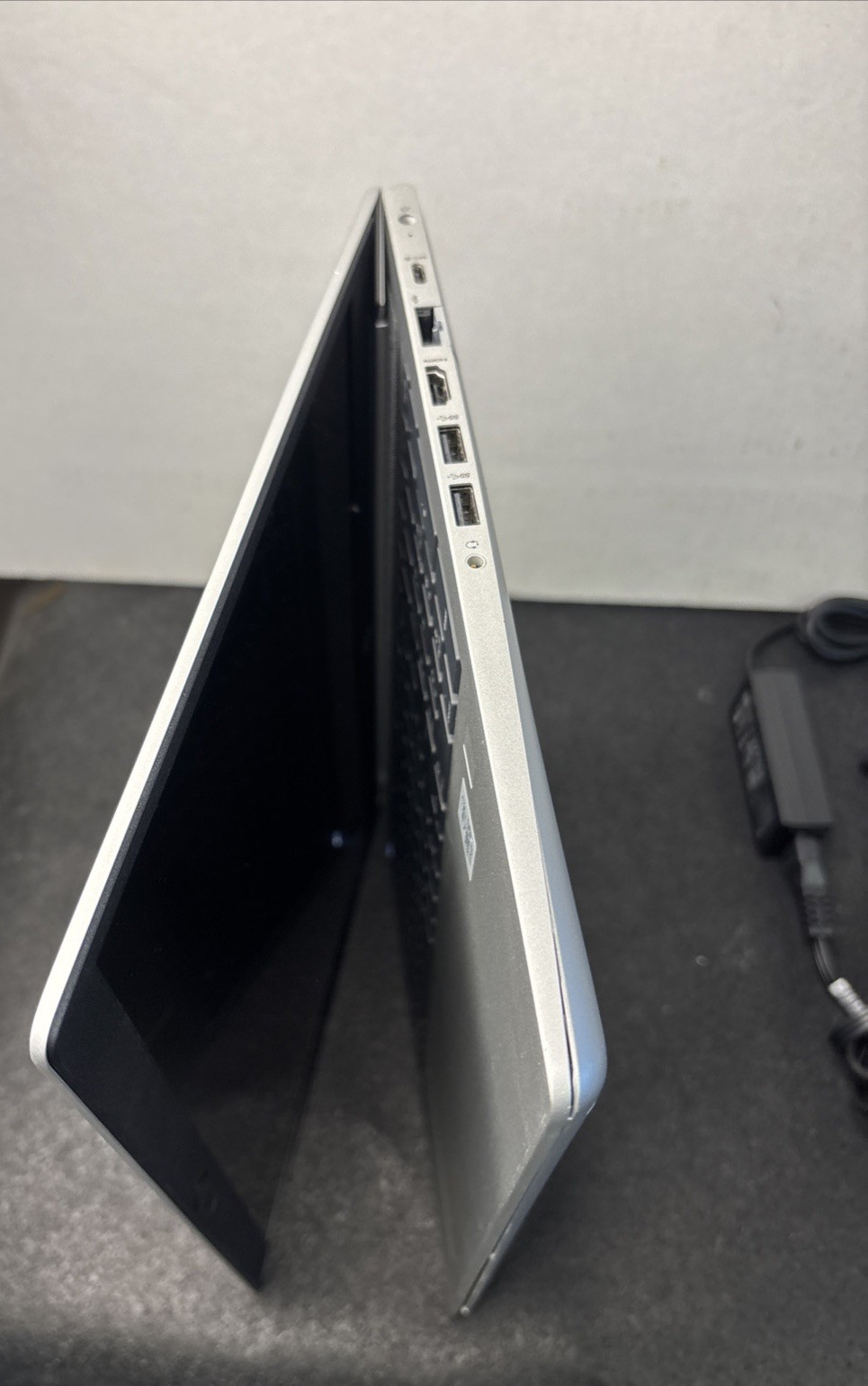 HP ProBook G7 450 15 2019 Silver 1.6 GHz i5-10210U 8GB RAM 256GB SSD – WIN 10 P
