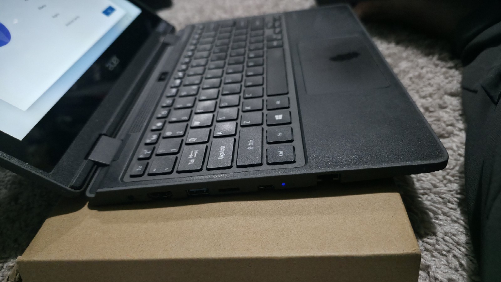 Acer TravelMate B311-31 11.6″ Laptop Celeron 4GB RAM 128GB SSD Windows 10 Good