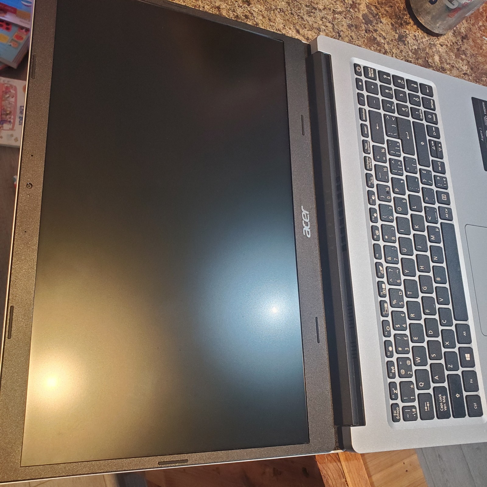 Acer Aspire 3 A315-23 Series 15.6″ (N18Q13) Laptop *FOR PARTS* (Near Mint)