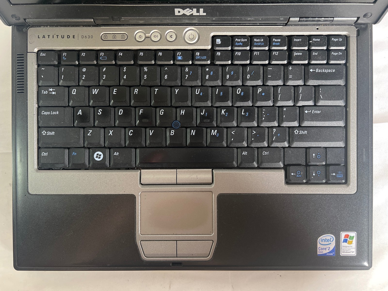 Dell Latitude D630 Win XP Core 2 Duo T7250 2GHz 3 GB 500 GB 14.1″ rs232