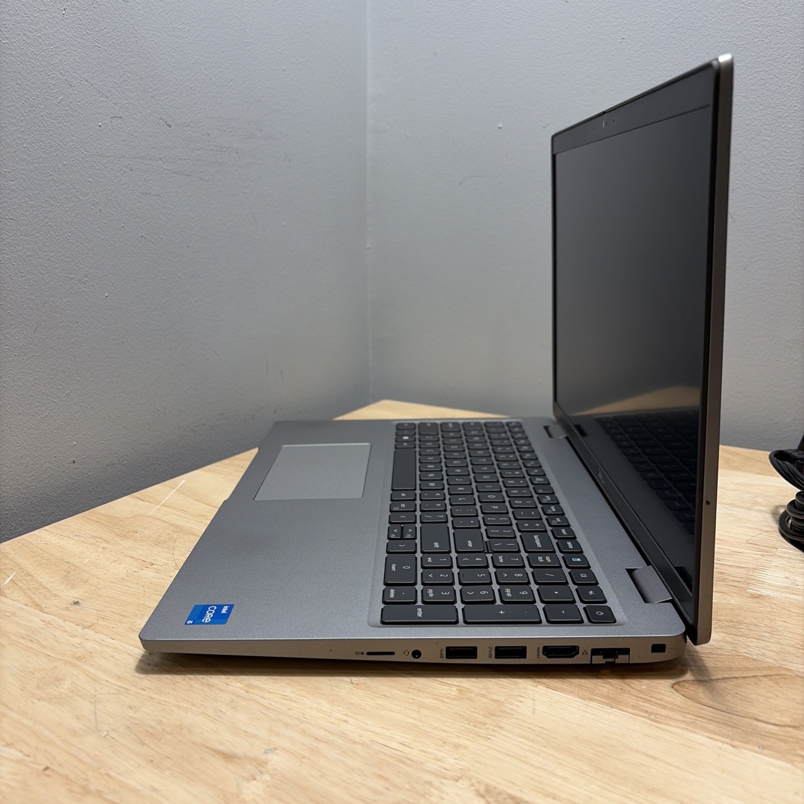 Dell Latitude 5520 Core i5-1135G7 2.40GHz, 16GB, 256GB SSD WebCam, WiFi W11 Cord