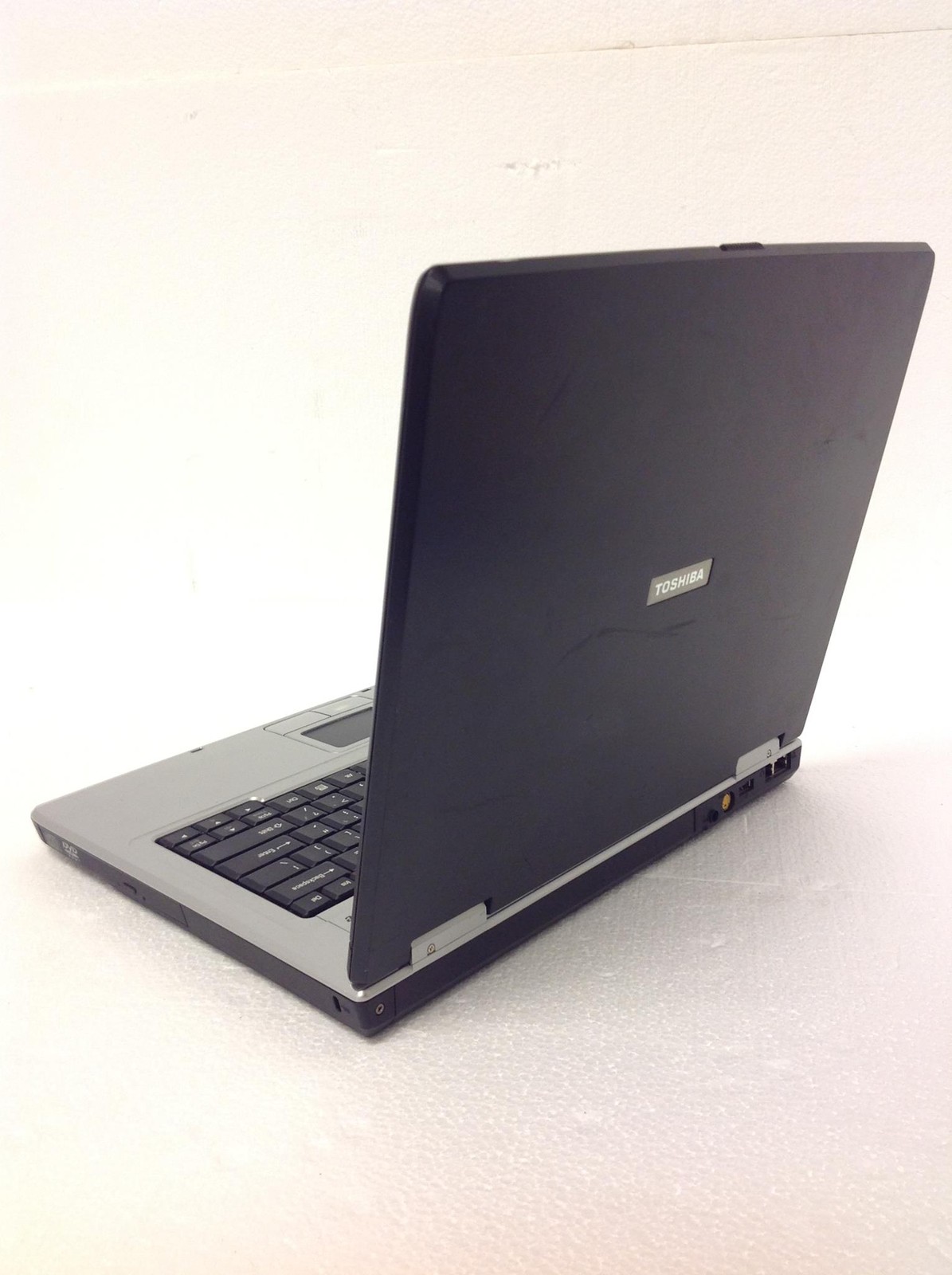 Toshiba Satellite L25-S121 15″ Laptop Intel Celeron M 1.60Ghz w/640KB Ram, No HD