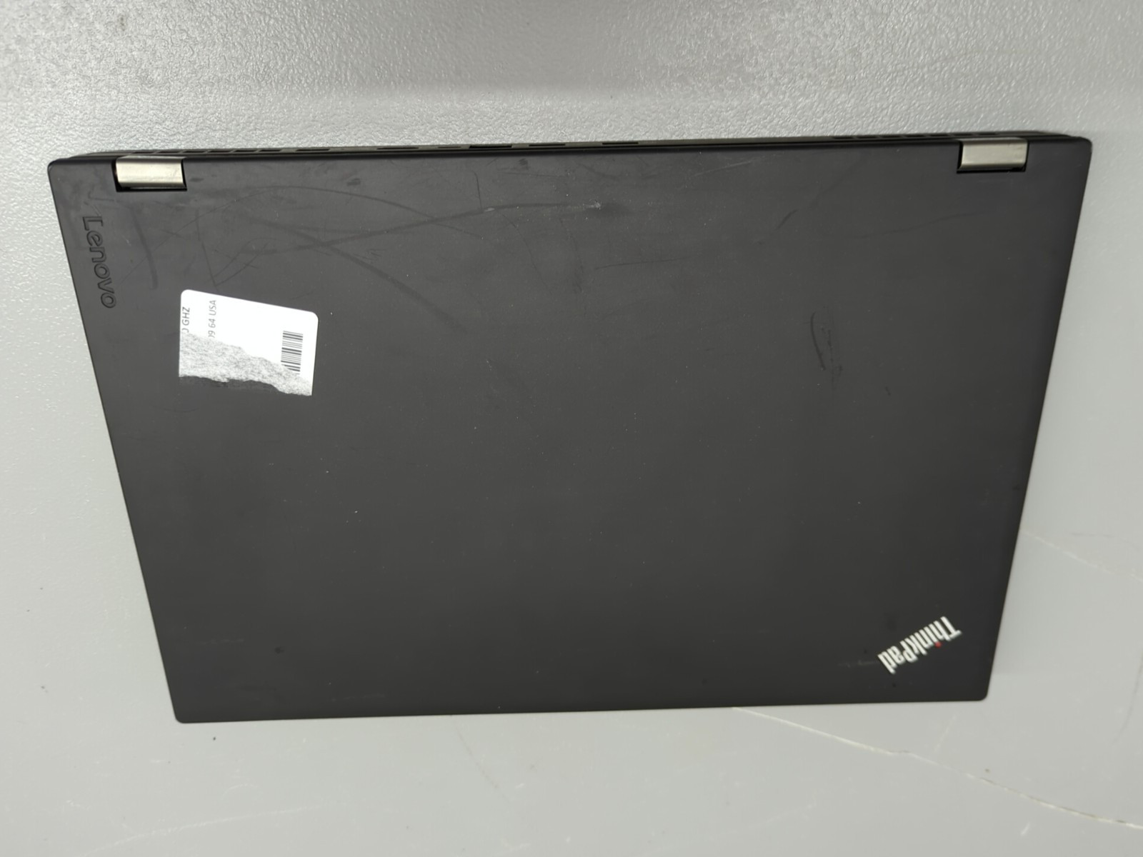 Lenovo ThinkPad P51 15.5″ i7-7700HQ NO RAM NO SSD Quadro M1200