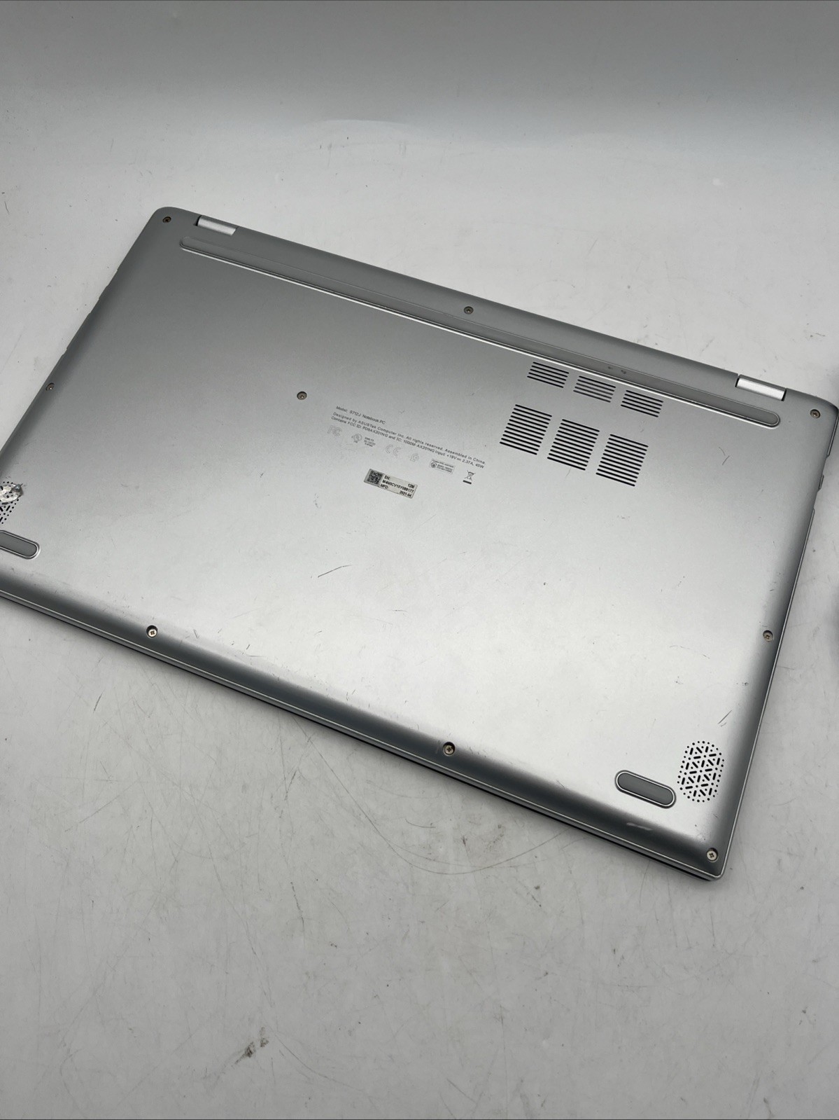 Asus Vivobook 17 S712J Core i5-1035G1 1.0GHz 8GB RAM 1.13TB HDD
