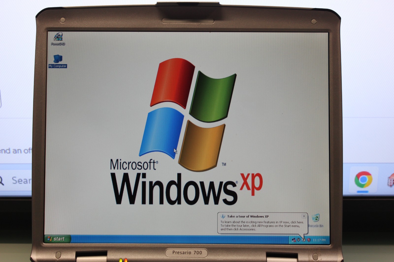 #62 COMPAQ PRESARIO 700 14,1″ AMD DURON 900 MHz 600 MB RAM 20GB HDD WINDOWS XP