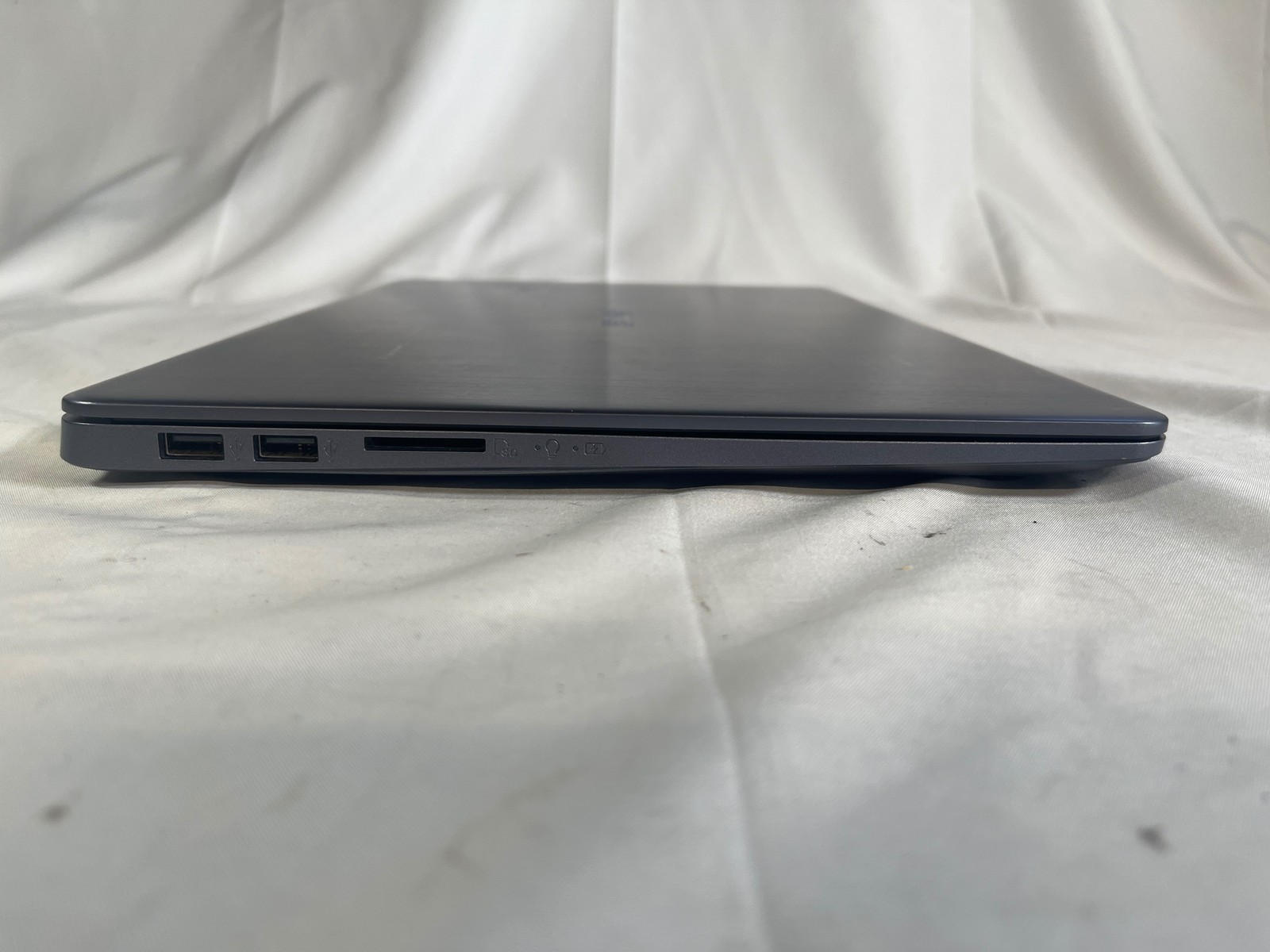 ASUS Vivobook S X510UNR Intel Core i5-8250U 8 GB 256GB SSD 15.6″