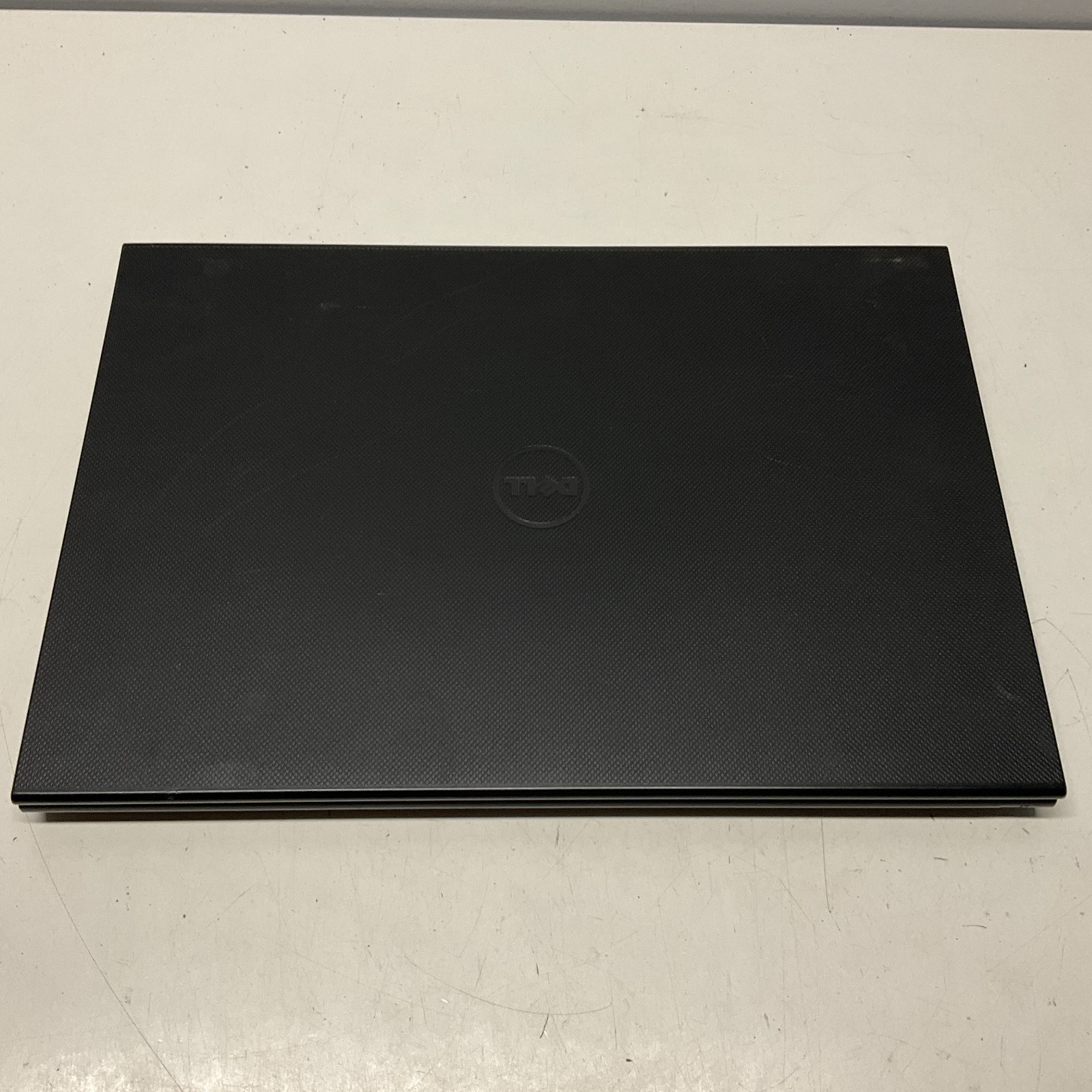 Dell Inspiron 3542 15″ Core i5-4210U 1.7gHz 8GB 1TB HDD Windows 10 Pro Laptop