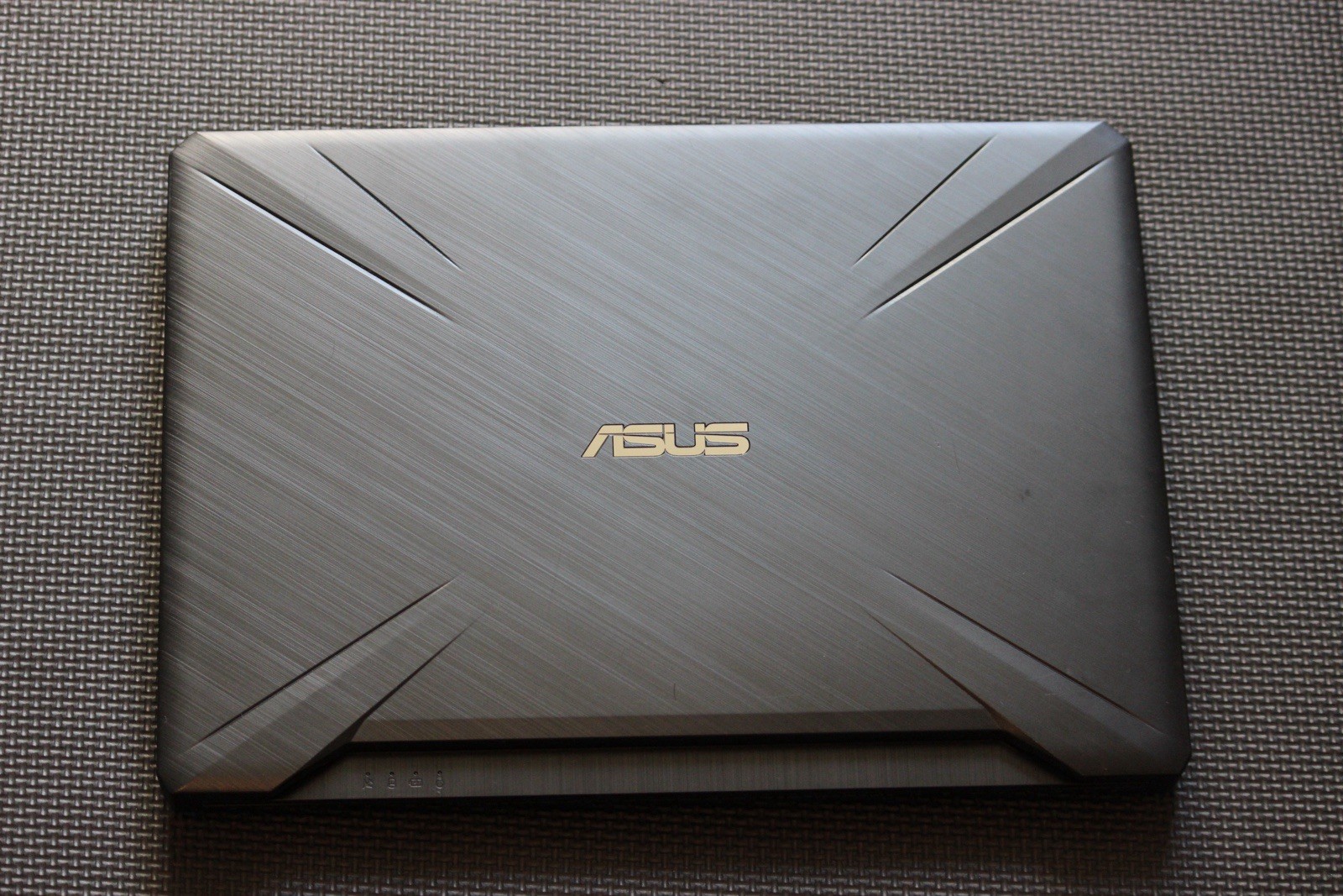 ASUS TUF FX505DT Gaming Laptop- 15.6″, 120Hz Full HD. (No charger)