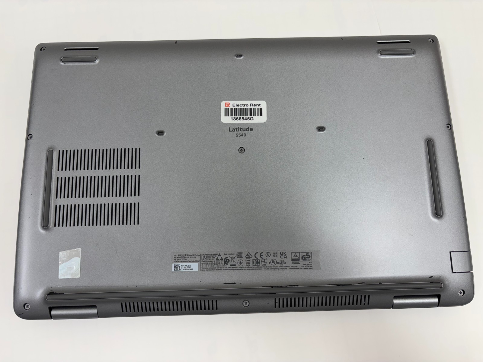 Dell Latitude 5540 i7 1370P, 1TB, 16GB, 15.6″ FHD No OS Nvidia GeForce MX550