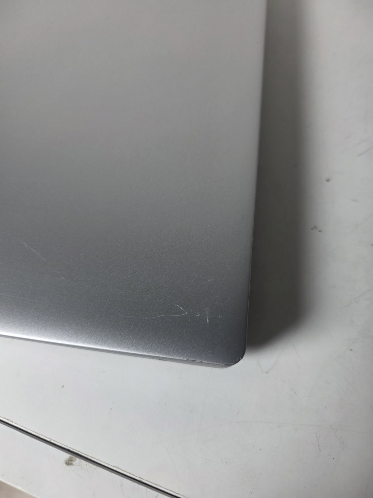 Lenovo IdeaPad Slim 1-14AST-05 AMD A6-9220E 1.6GHz 4 GB 64 GB EMMC