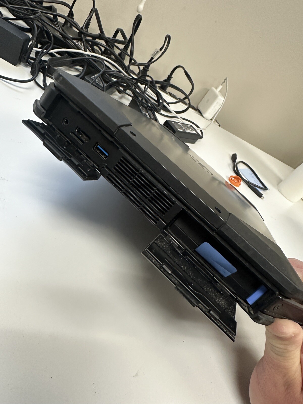 ✅ Dell Latitude 14 Rugged 5414 ✅ 14″ i5-6300U 2.4GHz ✅ 8GB RAM ✅ NO SSD ✅ PARTS