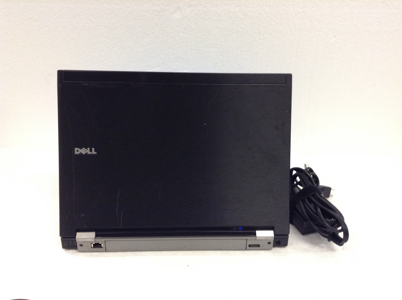 Dell Latitude E6400 Laptop 14″ Core 2 Duo P8700 2.53GHz 2GB, NO HDD, WORKING