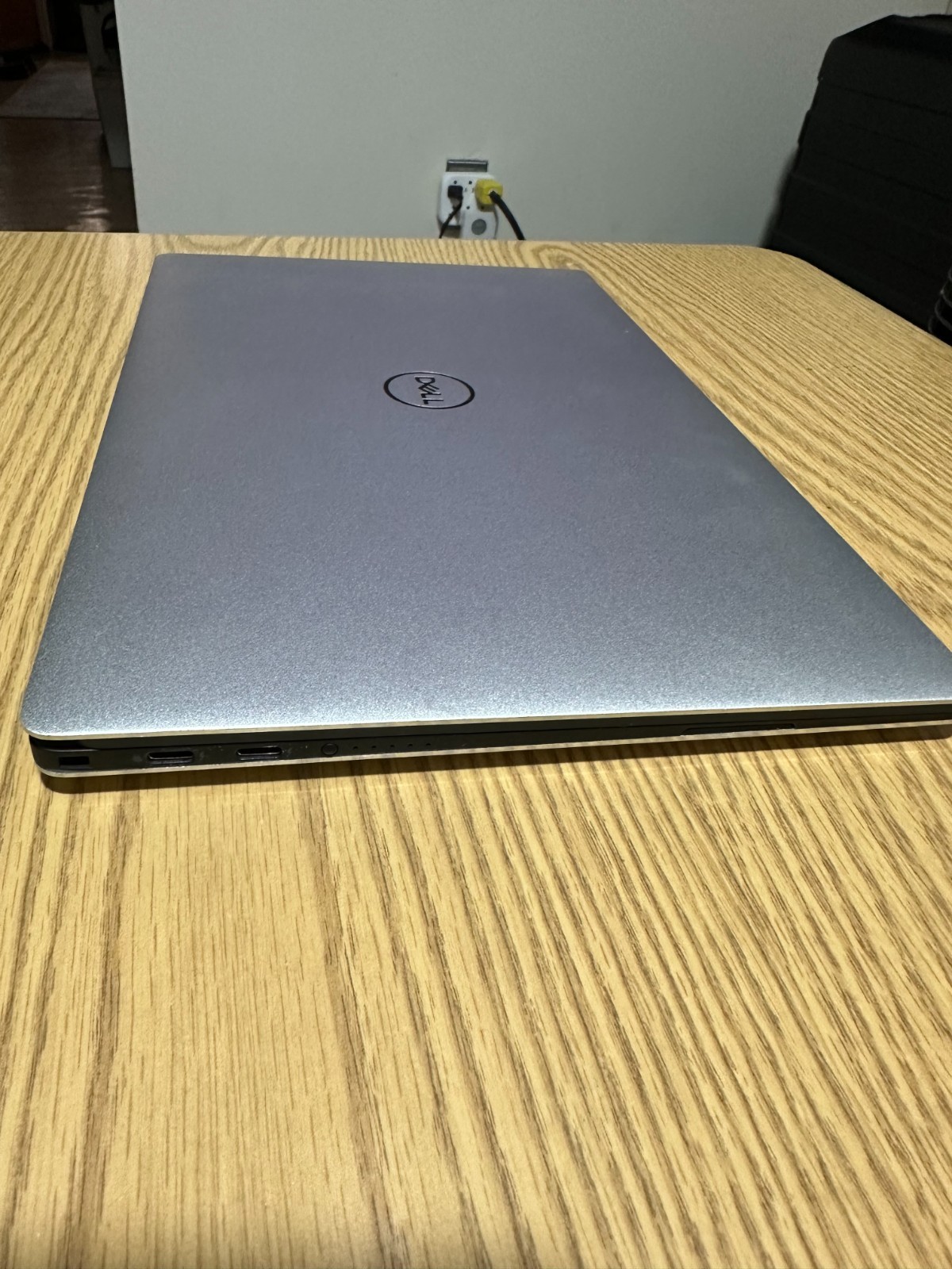 Dell XPS 13 9305 13.3″ Silver 2.8GHz i7-1165G7 16GB RAM 512GB SSD-TouchScreen
