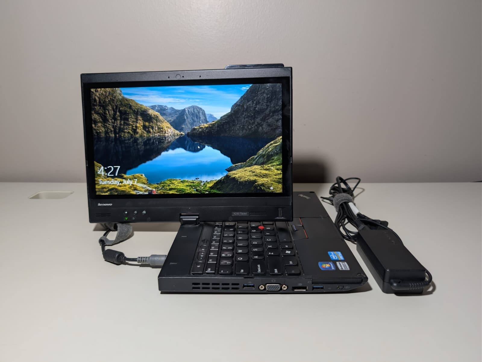 Lenovo ThinkPad X230 Tablet | i5 3rd 8GB RAM 180GB SSD | HD Windows 10 Pro