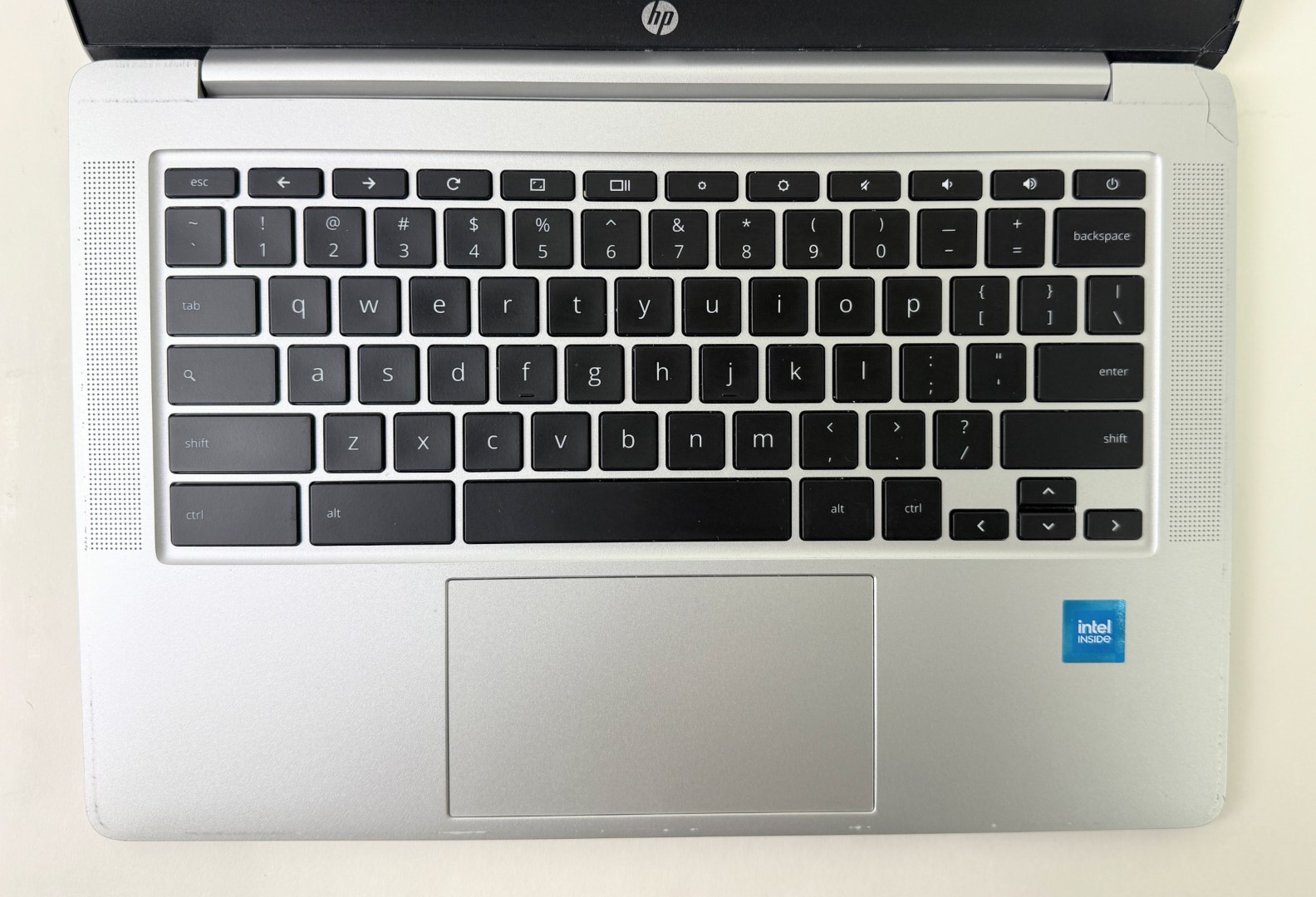 HP Chromebook 14a-na1093cl 14″ FHD Intel Celeron N4500 8GB 128GB eMMC – Read!!!