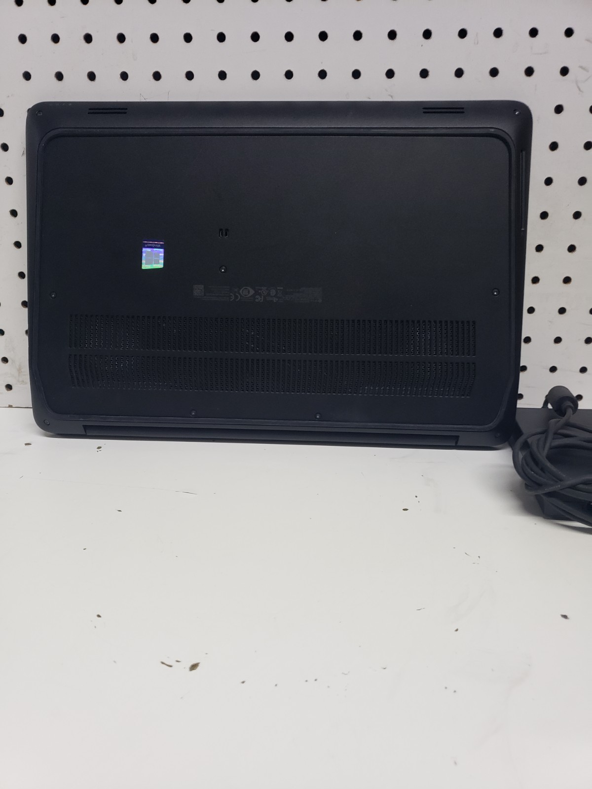 HP ZBook 15 G4 15″ FHD I7-7820HQ 2.60 512GB SSD, 16GB W11P Quadro M2200 Webcam