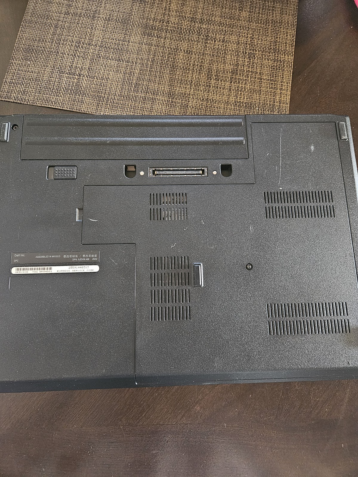 Dell Latitude E5410 Laptop 14″. **READ **