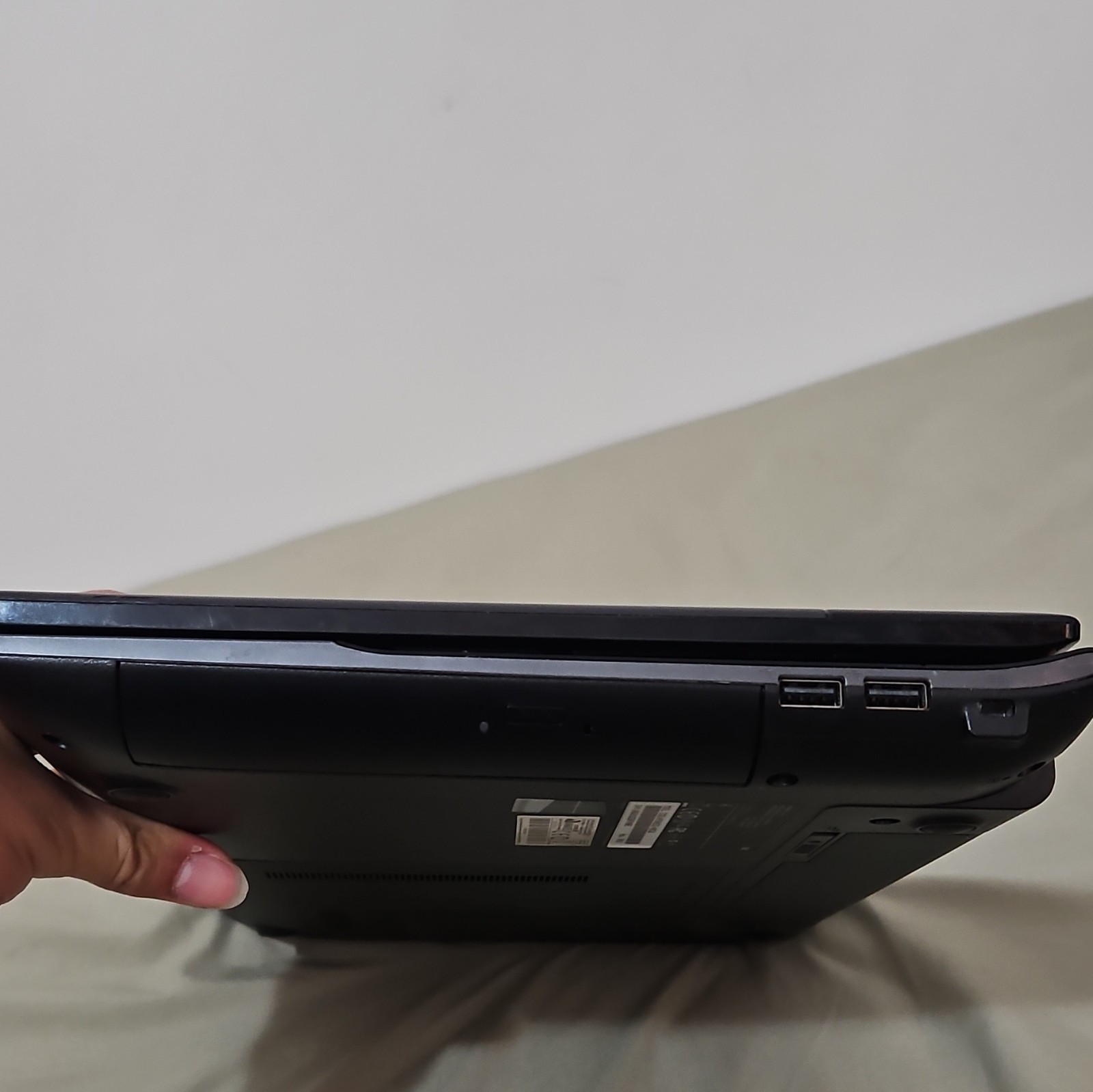 Samsung NP300E5C 300E 15.6″ Intel Pentium 8GB RAM 500GB HDD Win10