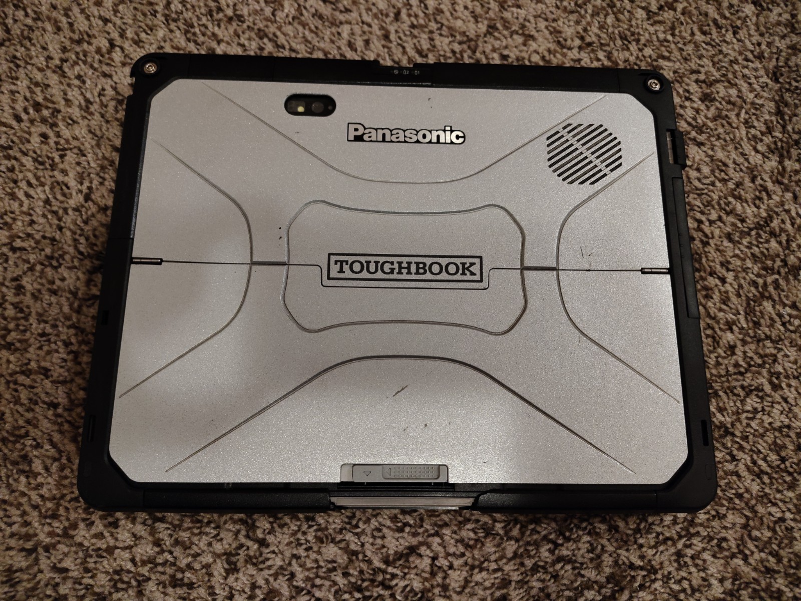 Panasonic Toughbook CF-33 Core i5-10310U@1.70GHz, 16GB RAM, NO SSD/OS