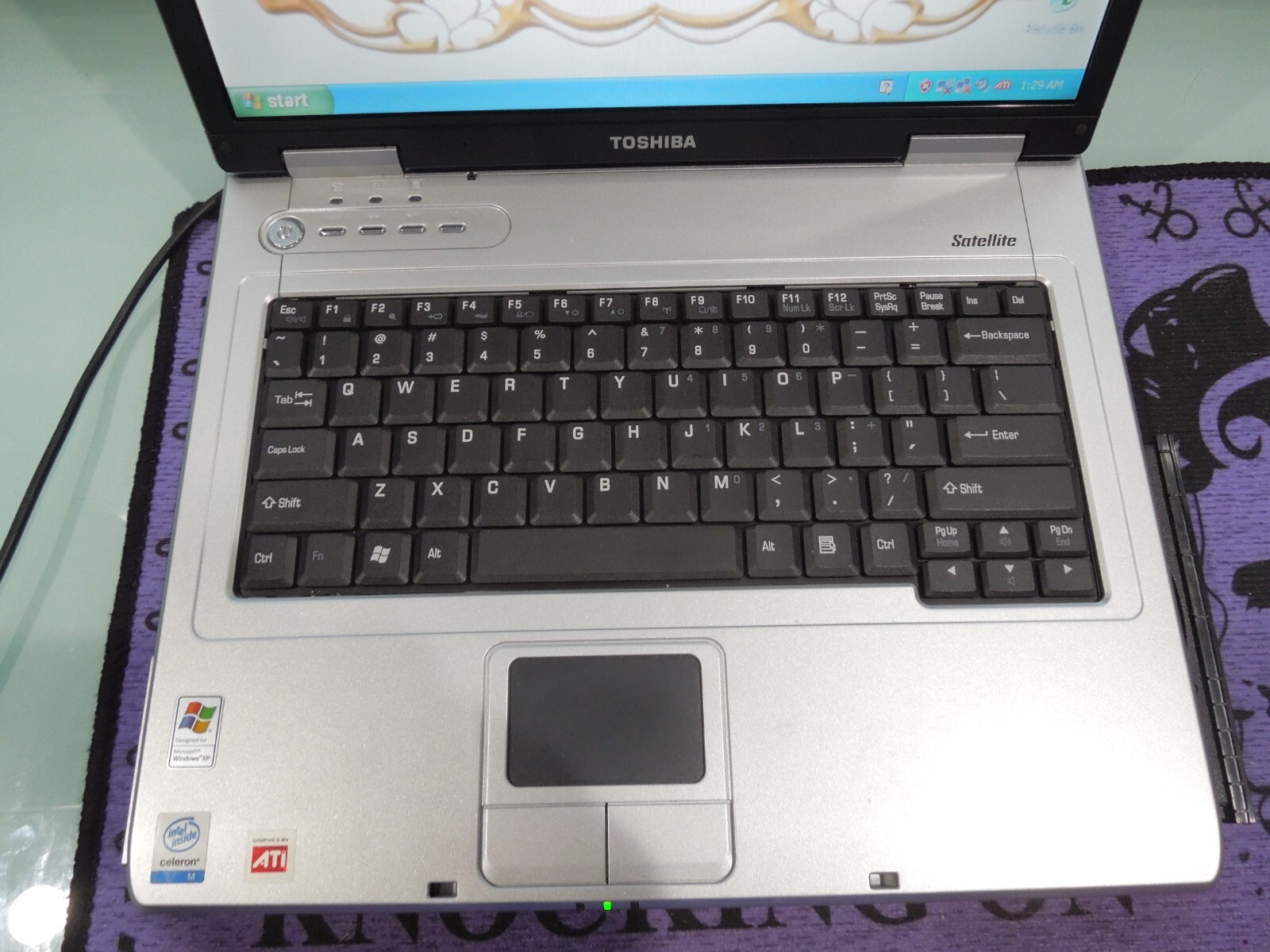 toshiba satellite l25-s119 intel celeron@1.40ghz 1.87GB ram 60gb hdd WINDOWS XP