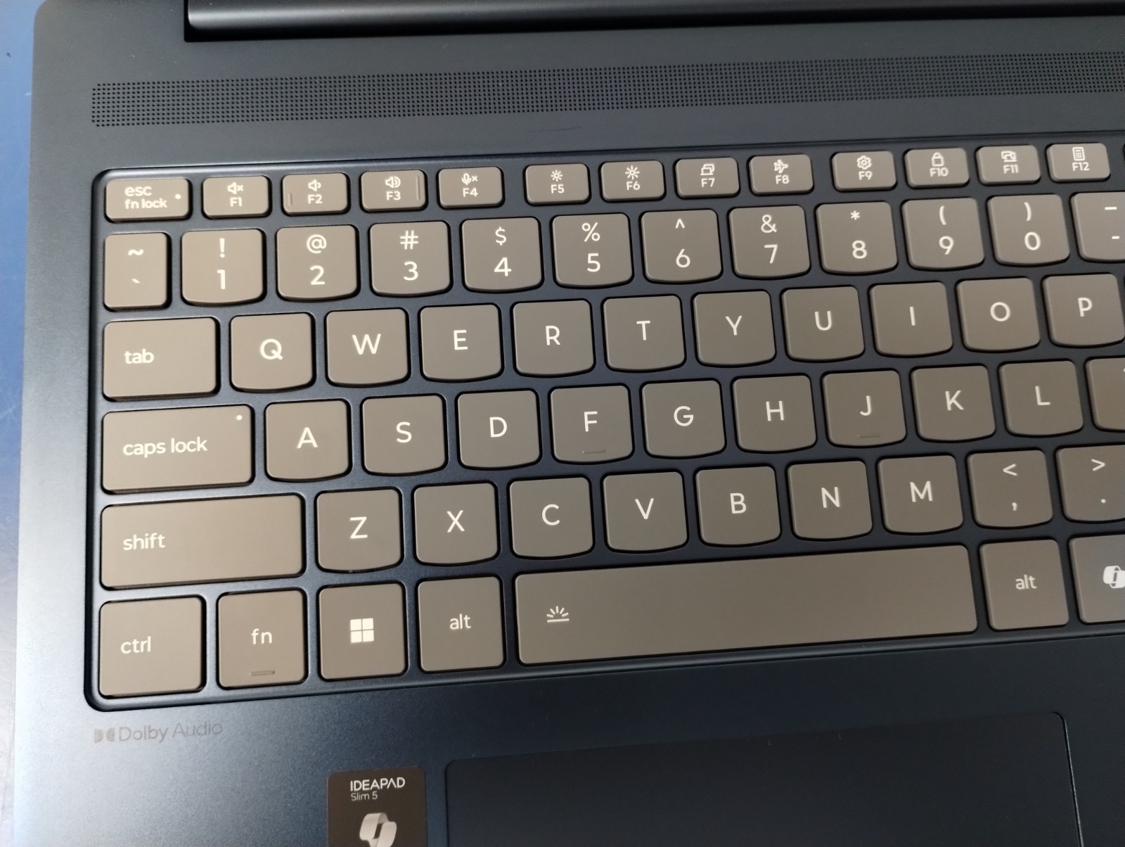 Lenovo IdeaPad Slim 5 16AKP10, AMD Ryzen AI 7 350, 2.00 GHz, 16 GB RAM 1 TB NVMe