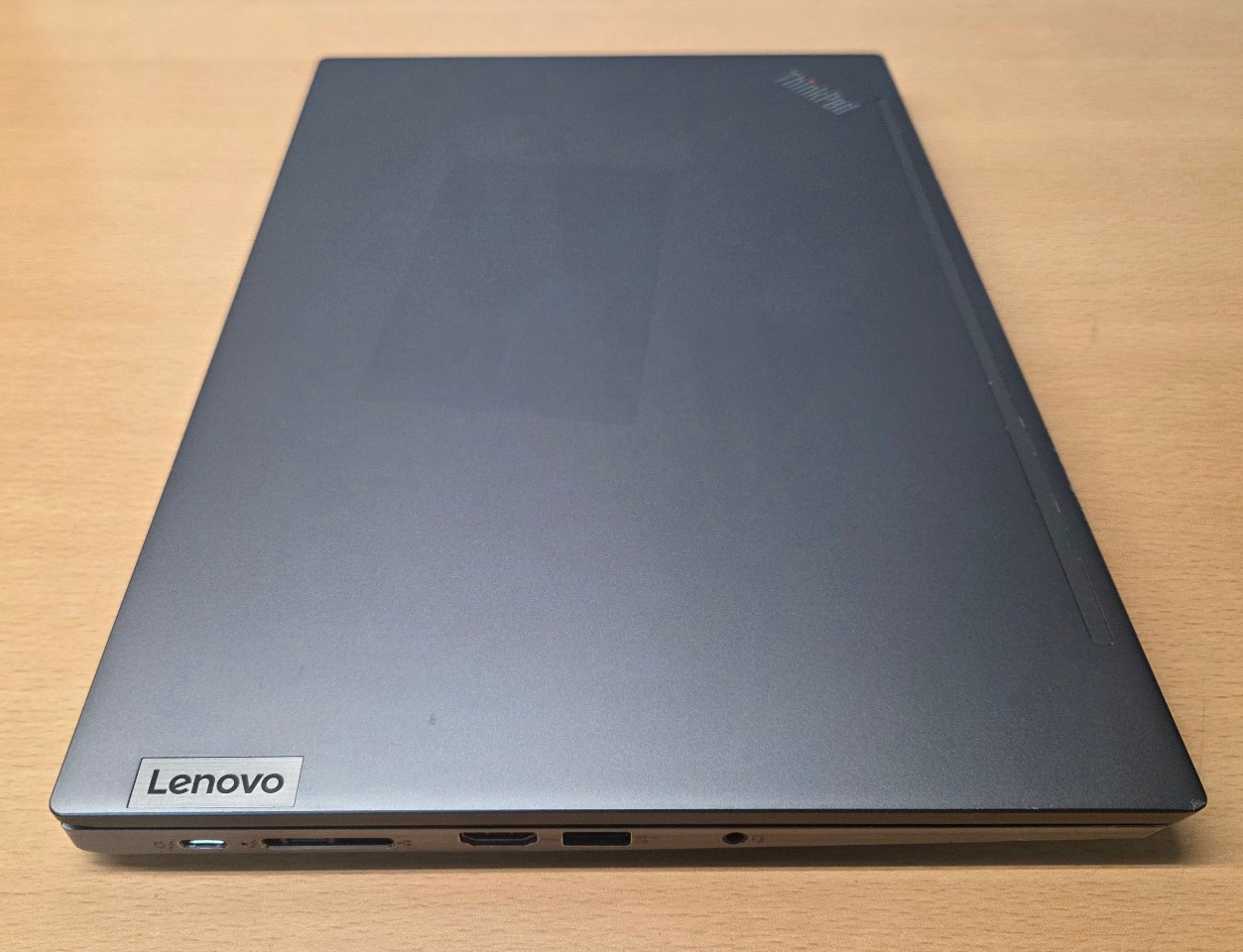 Lenovo ThinkPad T14S Gen2 I5-1135G7 8GRAM 256GSSD WIN11P Iris Xe