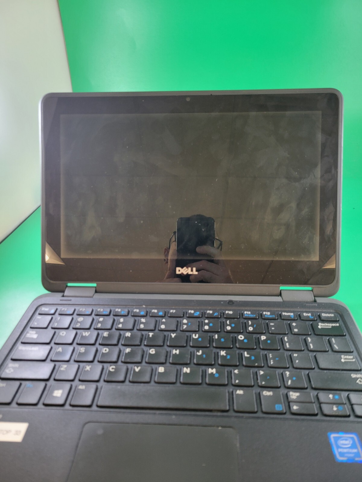 Dell Latitude 3189 Touchscreen Laptop TESTED WORKING FACTORY RESET with Charger