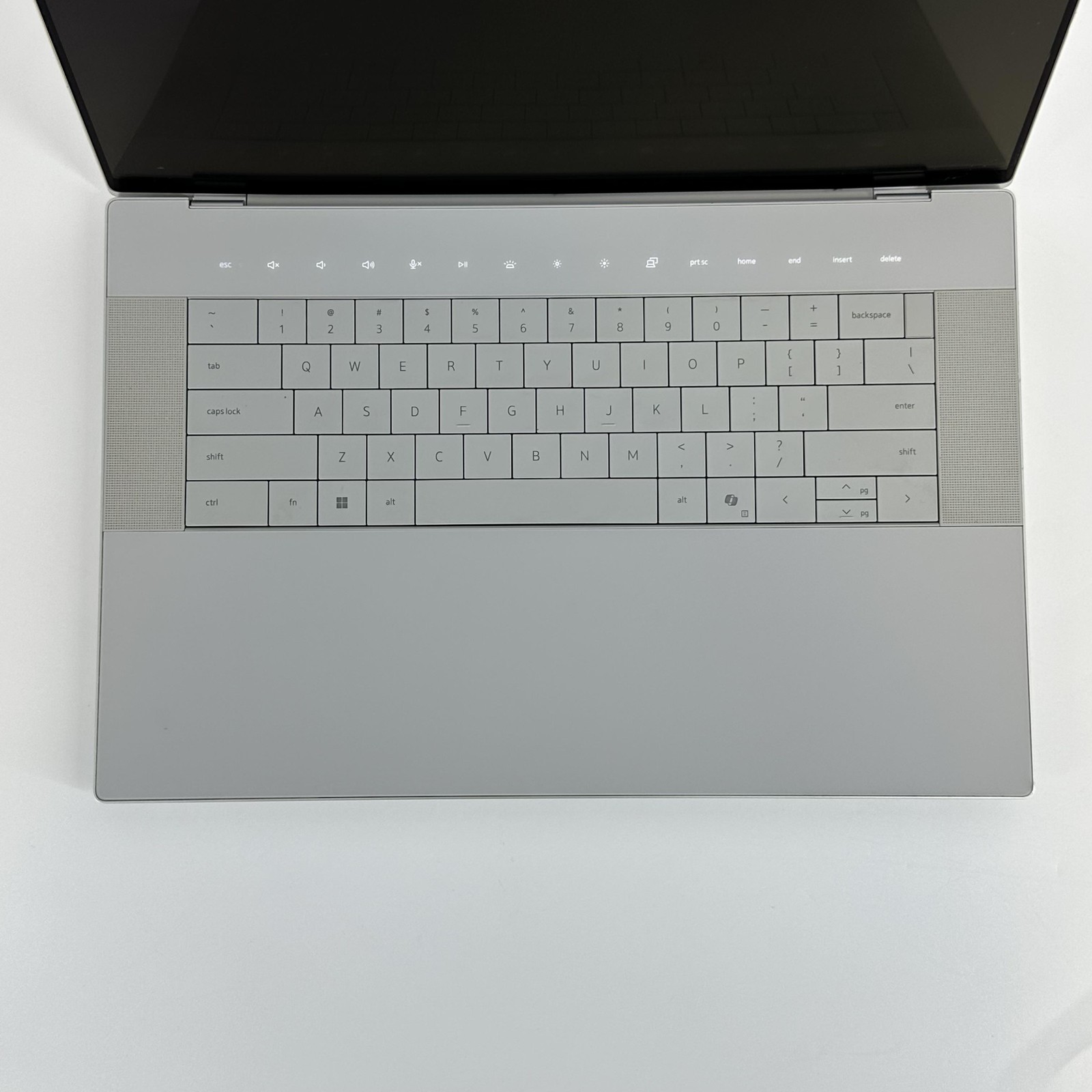 Dell XPS 16 9640 UHD+ TOUCH 2.5 GHz Ultra 9 185H 32GB 1TB SSD RTX 4060 Good