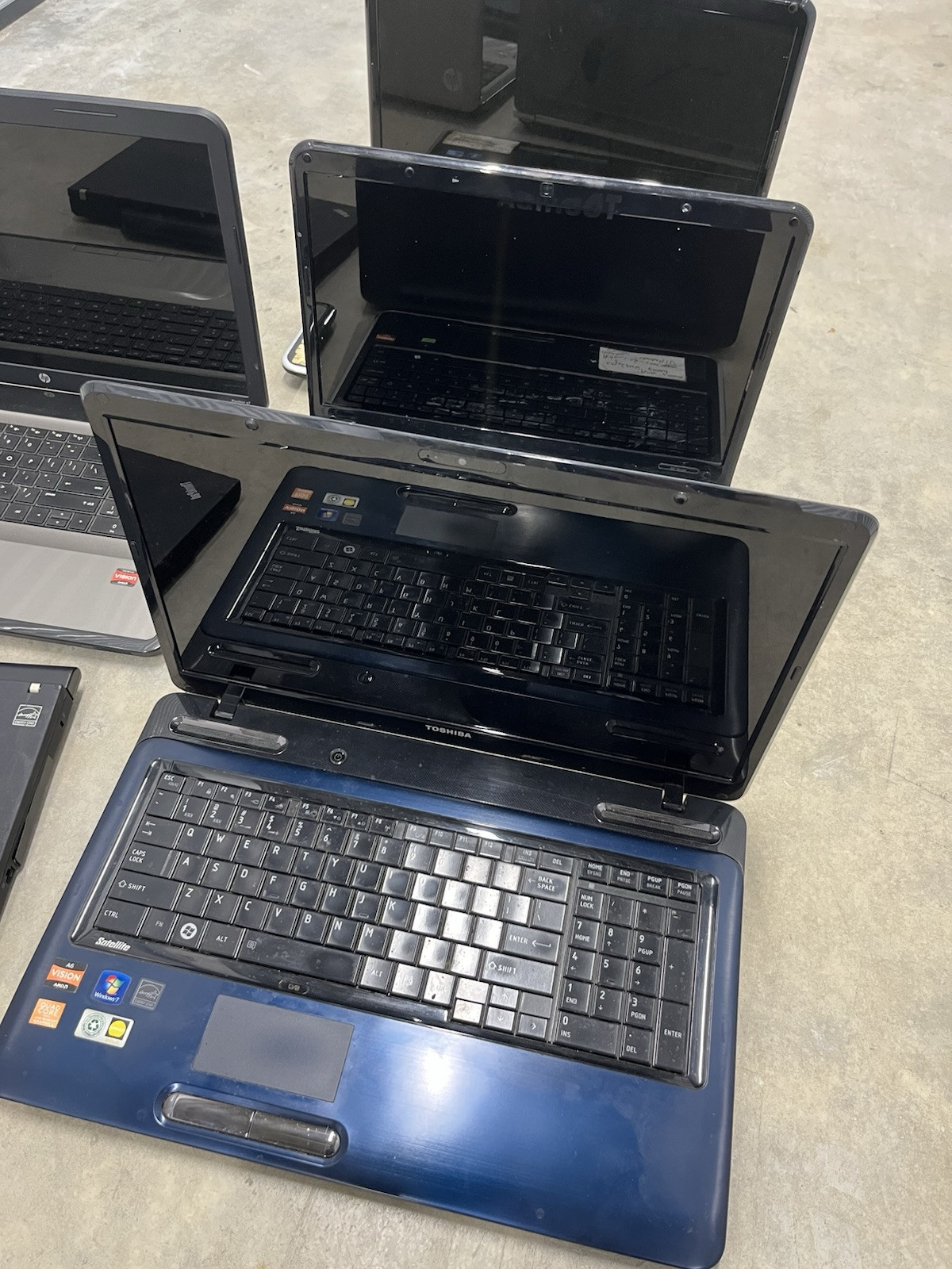 Lot of 5 Mixed Brand Laptops | HP, GateWay, Toshiba, Lenovo | Read Description