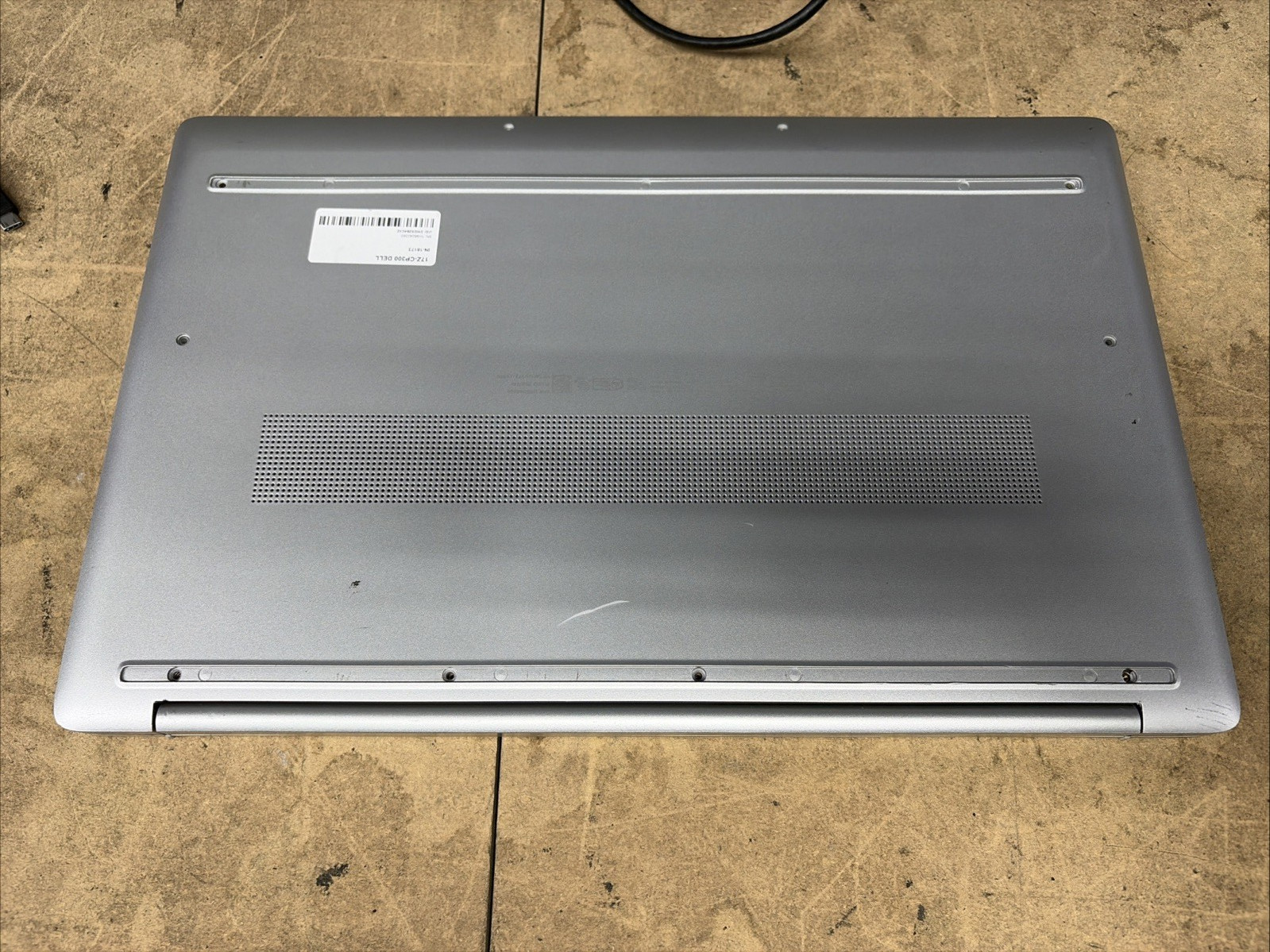 HP 17z-CP300 17” Ryzen 7 7730u 8GB RAM 512GB SSD