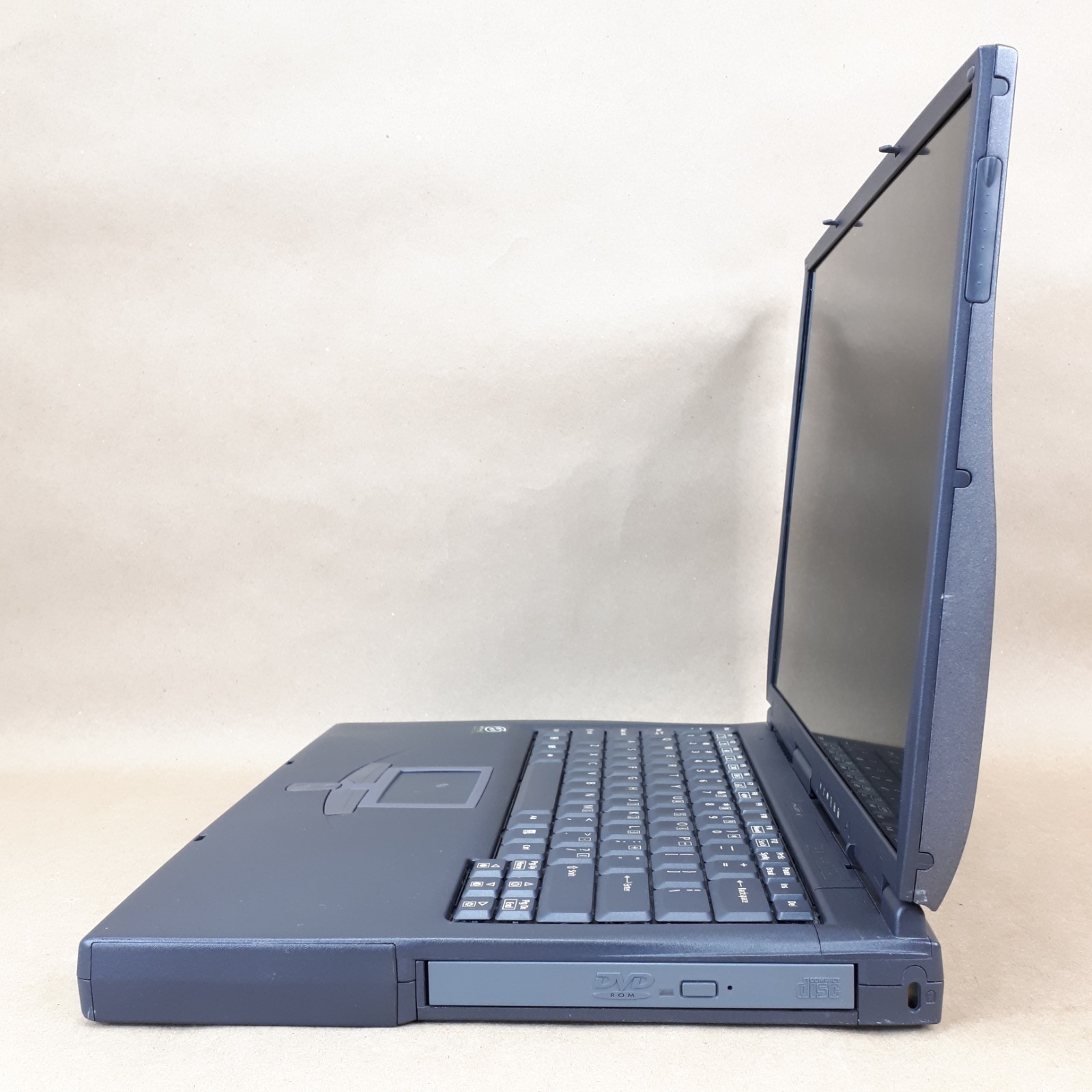 Vintage Acer TravelMate 737TLV 15” Laptop Pentium III 256MB RAM Boot/BIOS No HDD