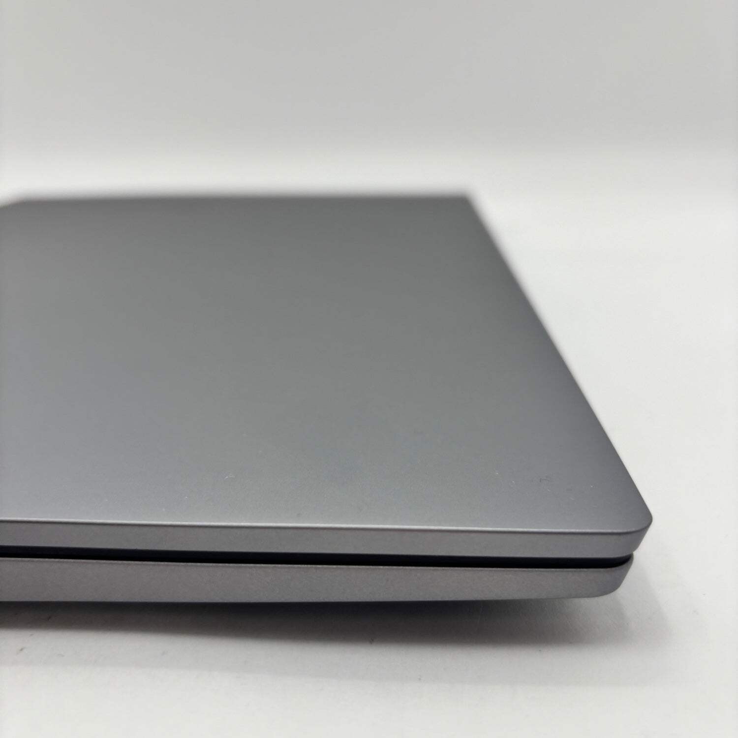 Lenovo Thinkbook 16 G9 21US 16″ Core 7 240H 2.5GHz 16GB RAM 512GB SSD