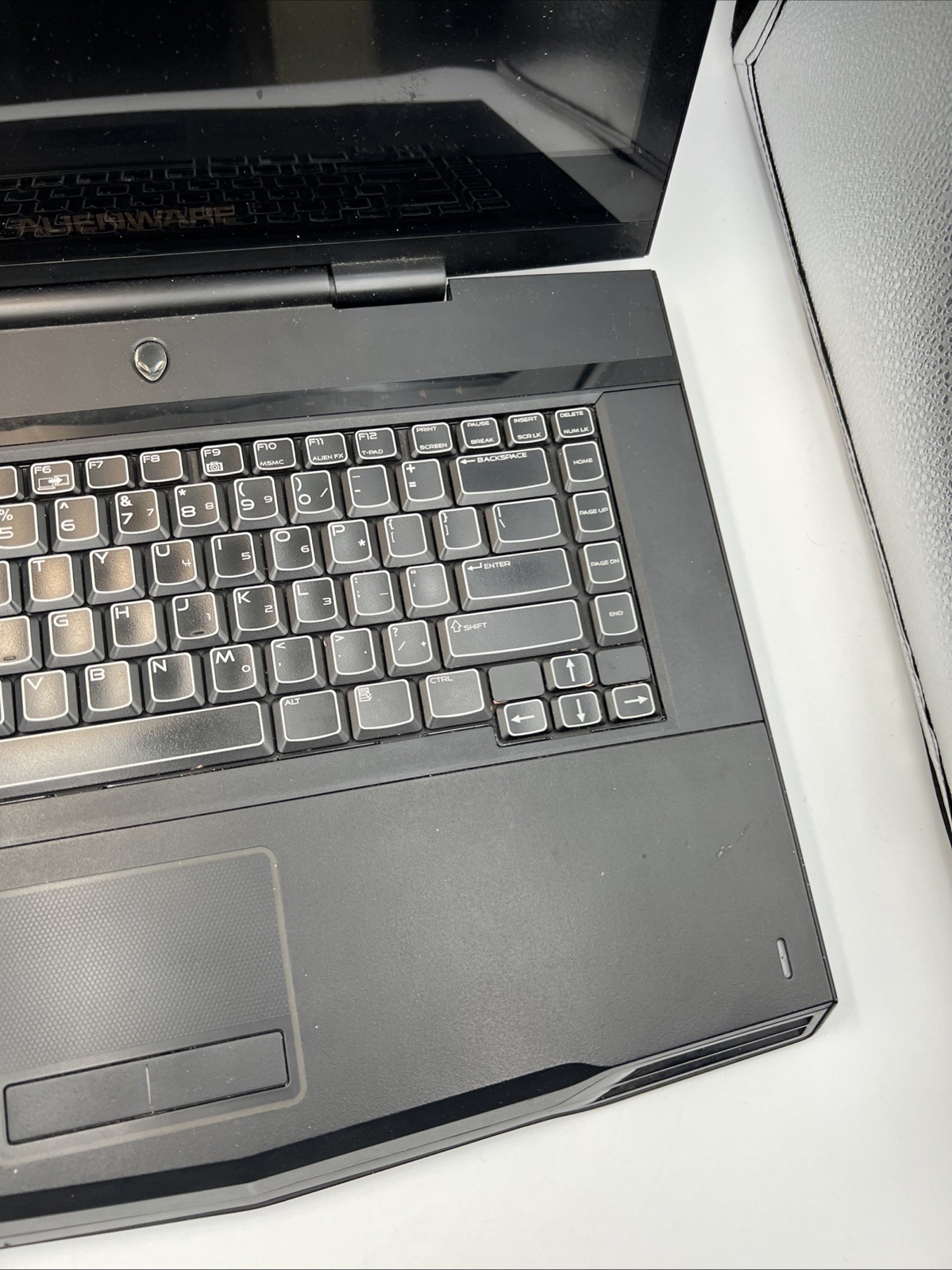 Dell Alienware M15x P08G Laptop Computer -15″ Screen -Windows 10 -500GB HDD -8GB