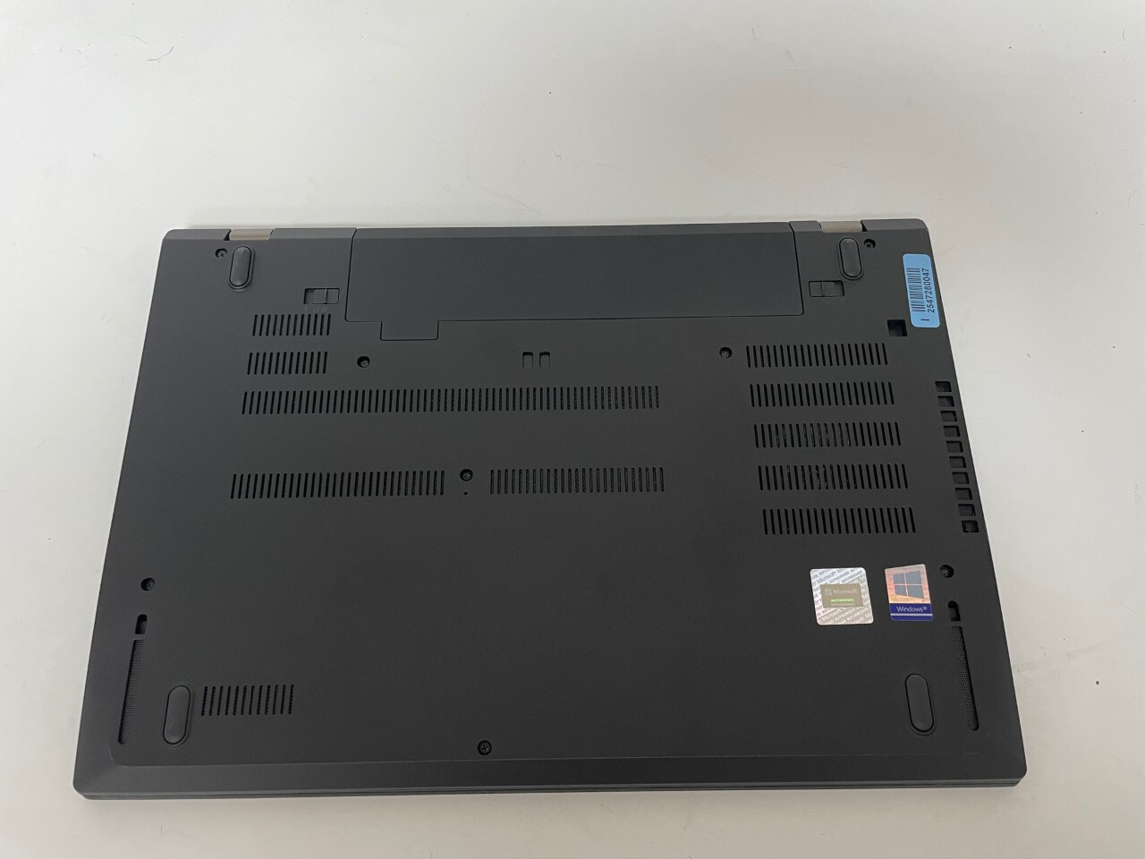 Lenovo ThinkPad P52S 15.6″ Laptop PC i7-8650U 512GB SSD 16GB RAM 2GB Quadro P500