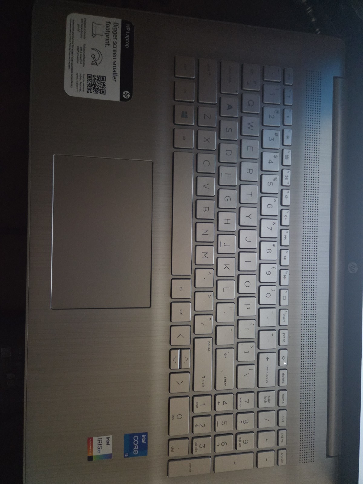 HP Laptop 17-cn0xxx, Intel Core i5-1135G7 @2.40Ghz, 12GB RAM, 930GB