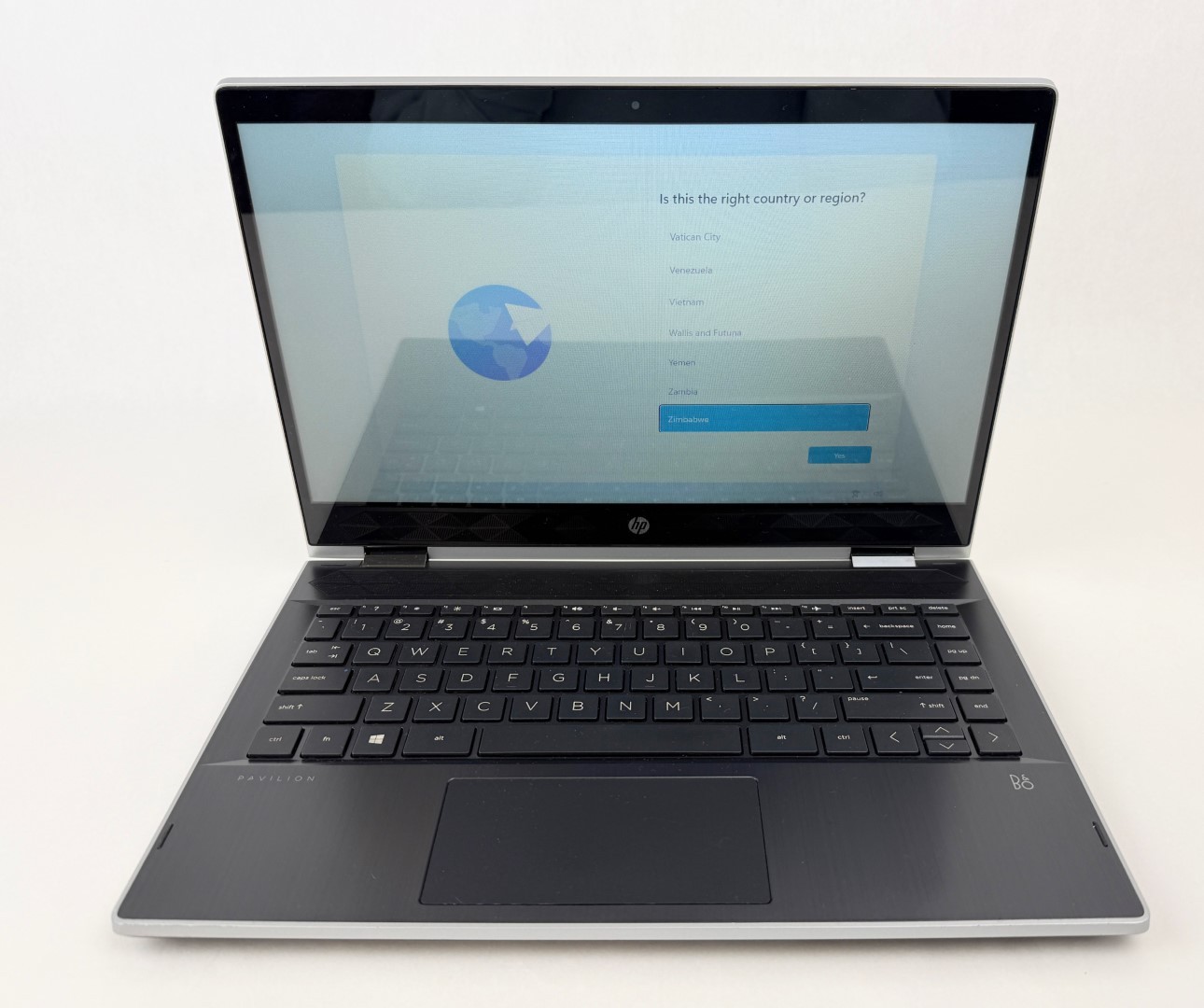 HP Pavilion x360 14m-cd0001dx 14″ HD Touch i3-8130U 8GB 512GB W11H