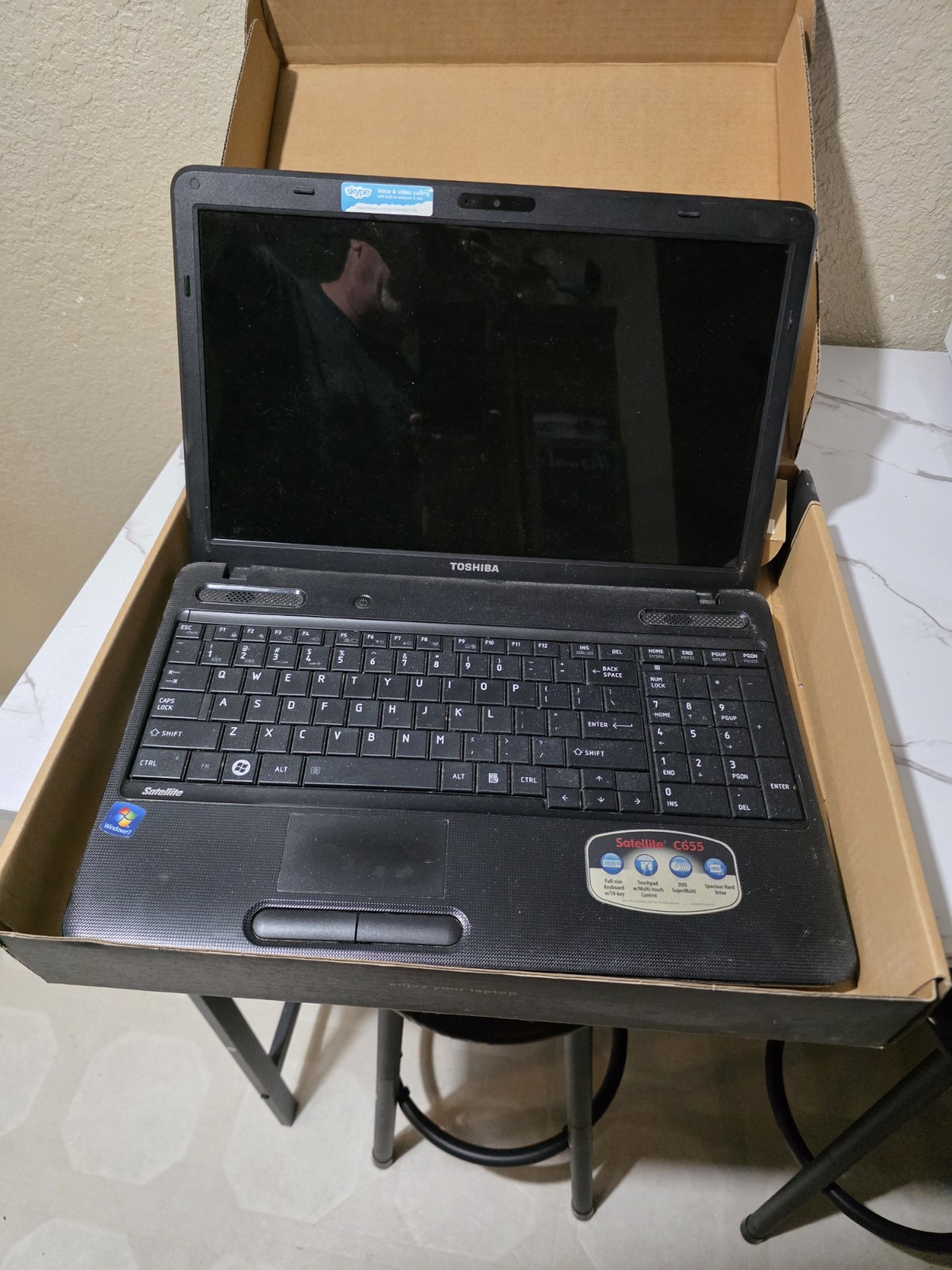 Toshiba Satellite C655 15.6″ Laptop AMD 2.30GHz 3GB 320GB HDD Win7 Wi-Fi